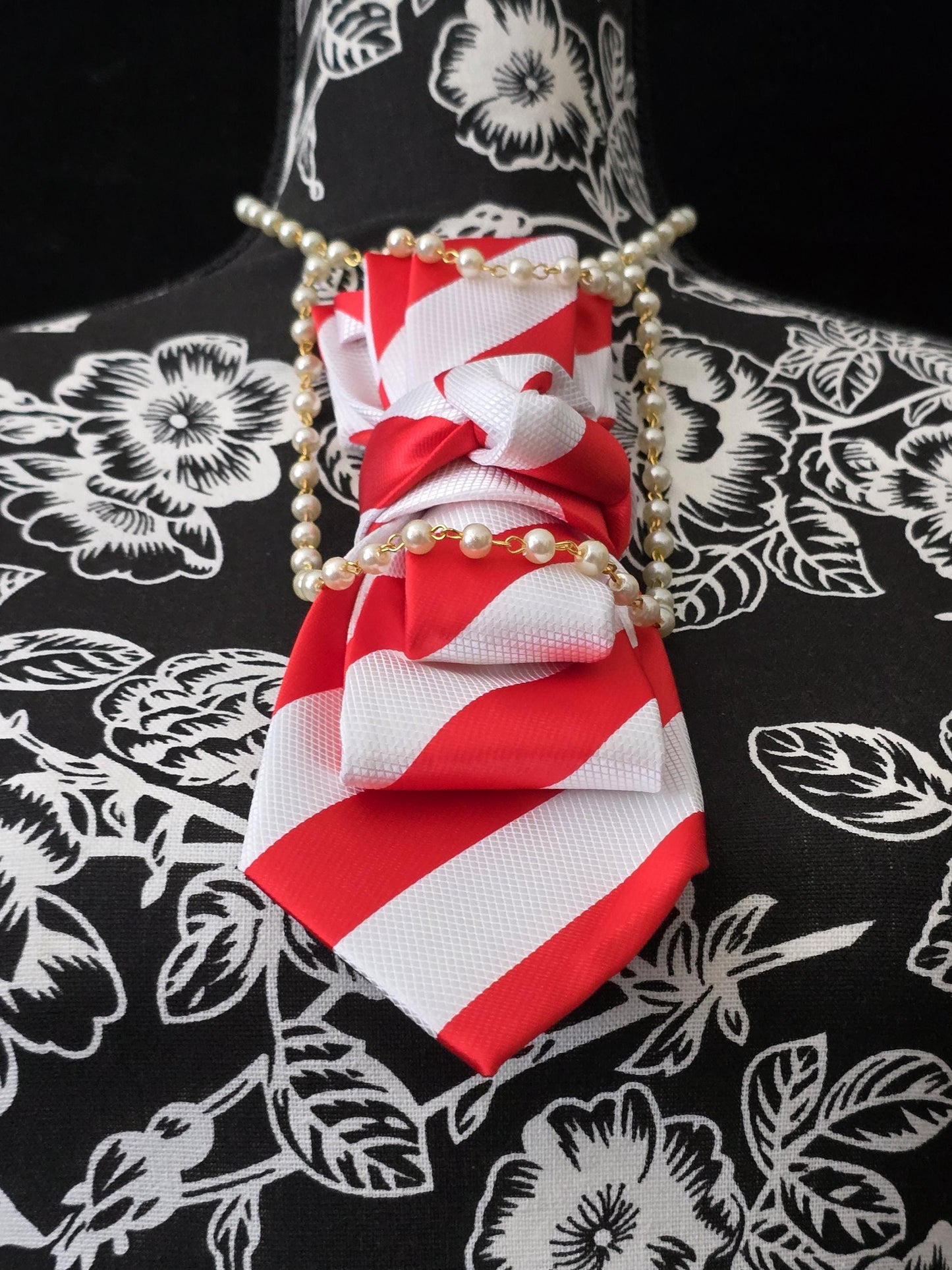 Women's Red and White Striped Necktie Necklace - Handcrafted Statement Jewelry - Brooch Necktie For Women