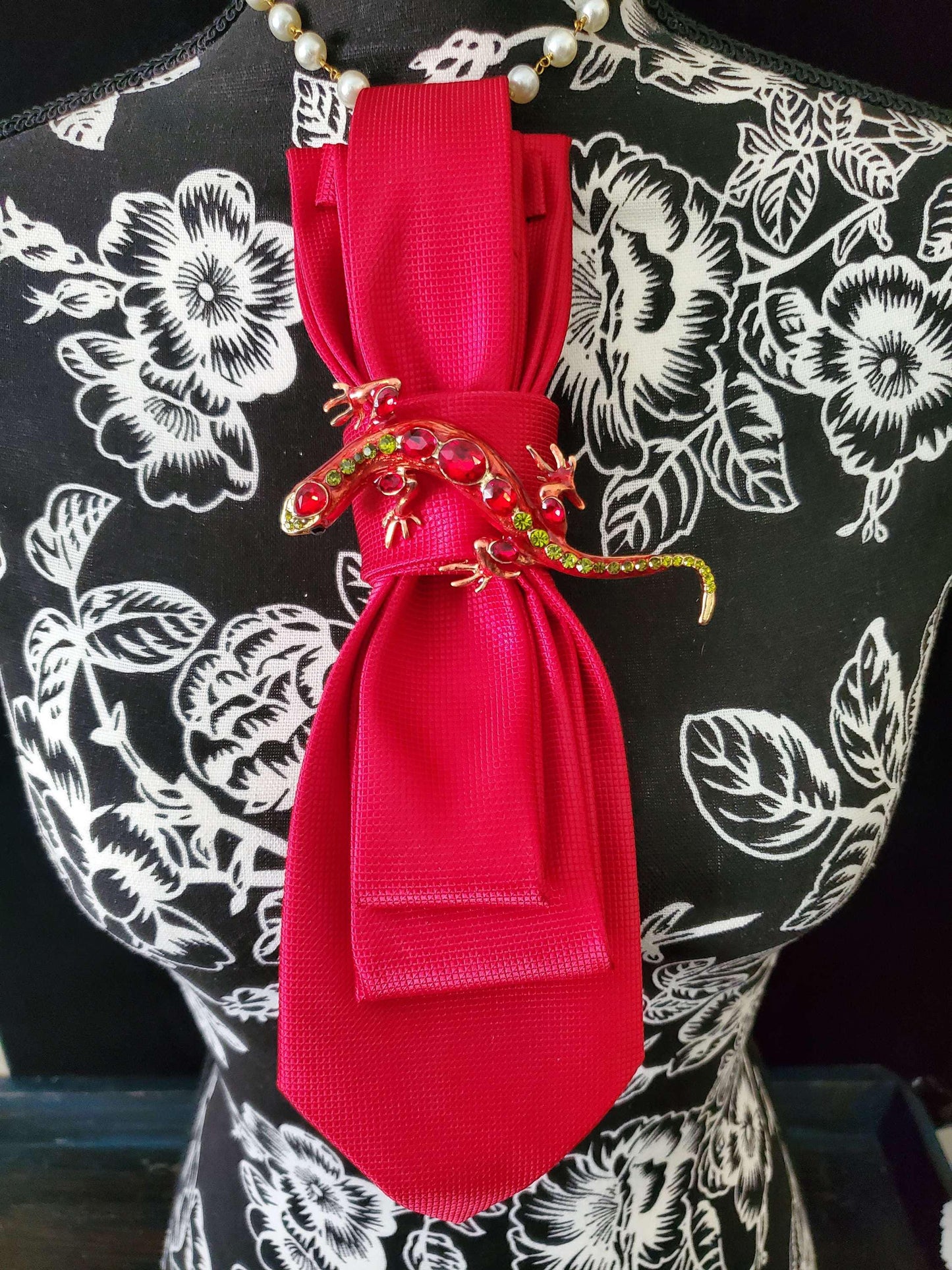 Simply Elegant Bright Red Women's Tie- Brooch Necklace - Brooch Necktie -Stylish Neckwear For Women