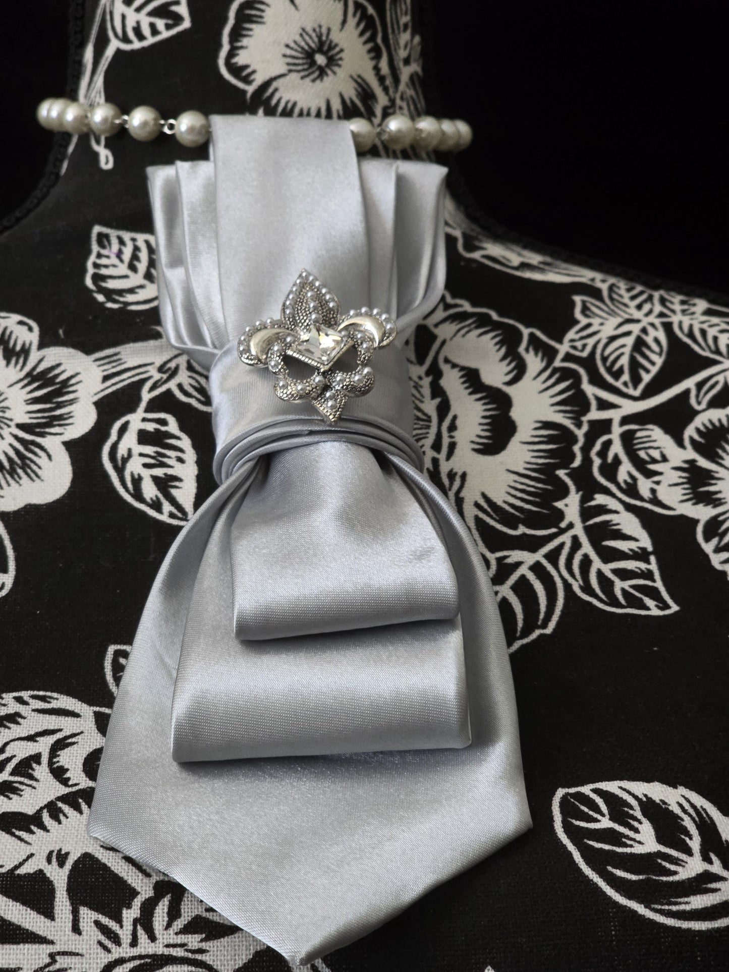 Fearless Ties | Unique Women’s Neckties, Tie Necklace Neckwear| Silver Satin Necktie Necklace