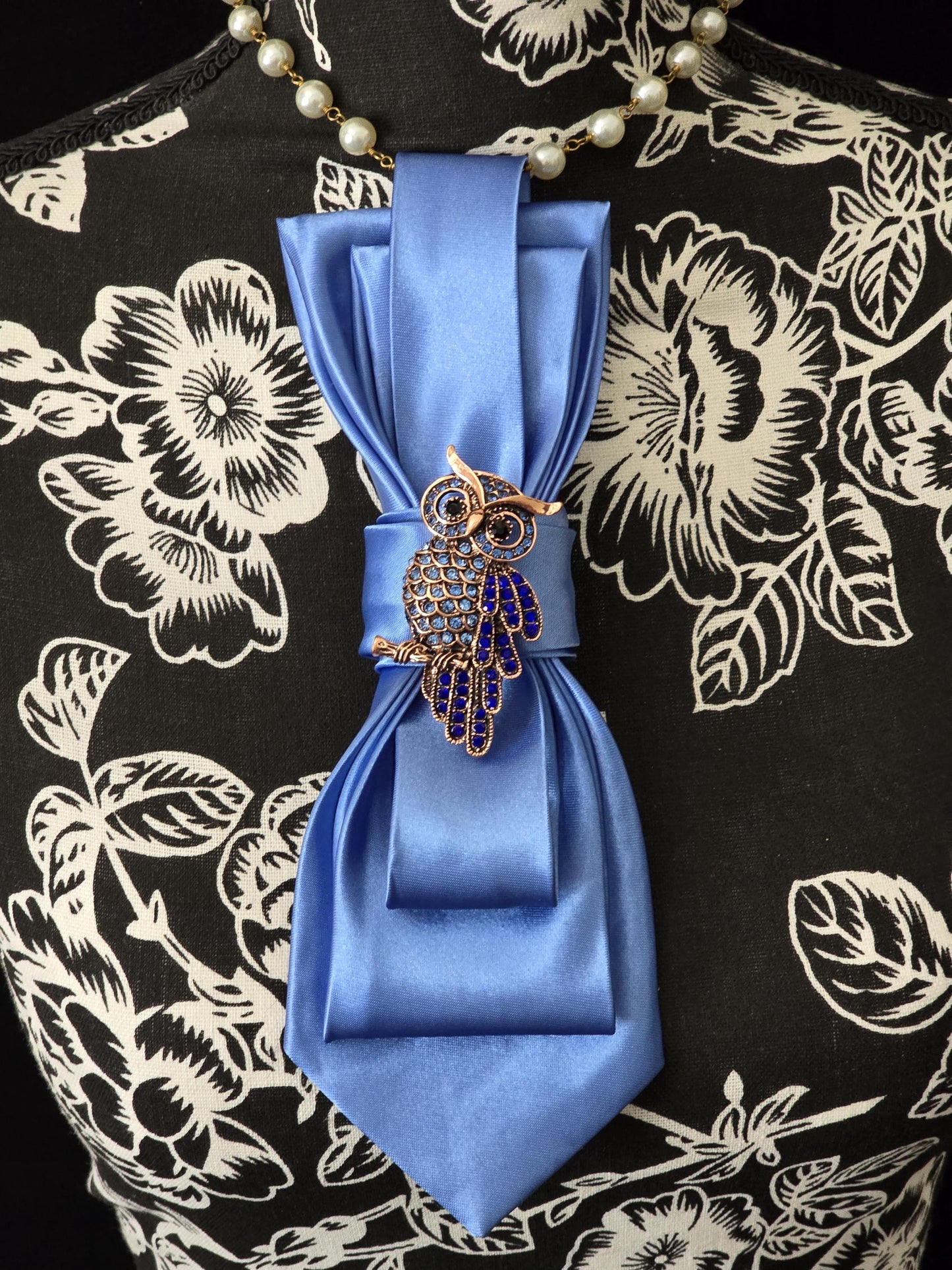 Simply Elegant Blue Women's Tie- Brooch Necklace - Handcrafted Statement Jewelry - Brooch Necktie -Stylish Neckwear For Women
