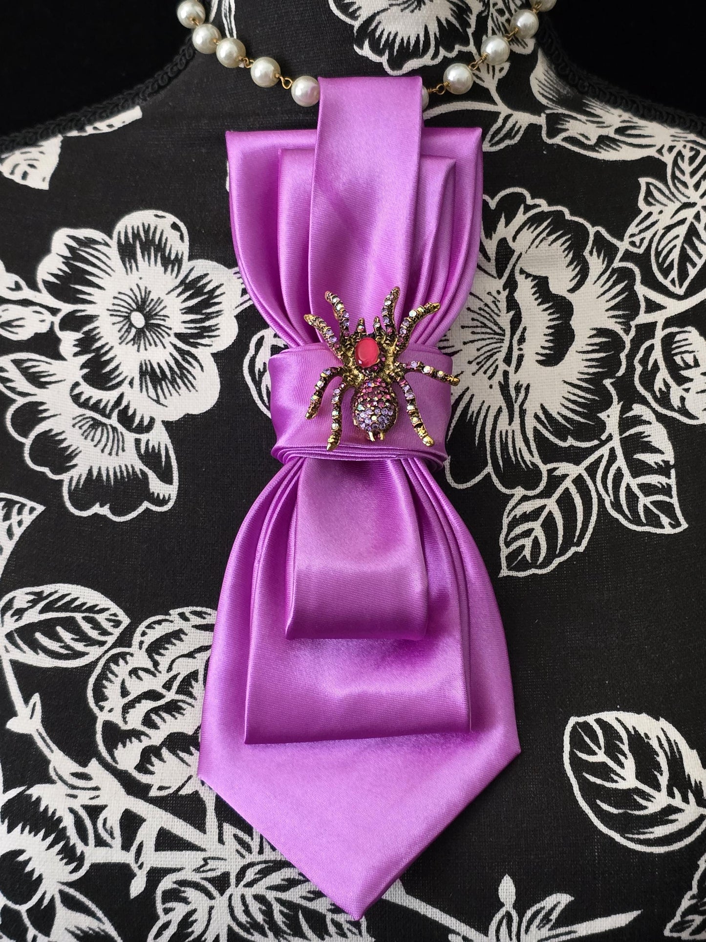 Simply Elegant Soft Purple Women's Tie- Brooch Necklace - Handcrafted Statement Jewelry - Brooch Necktie -Stylish Neckwear For Women