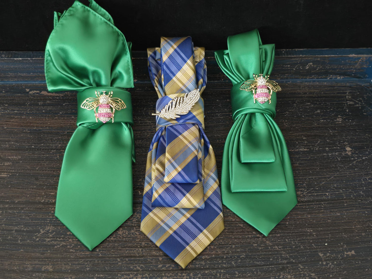 Simple but Elegant Green Silk Brooch Necktie Necklace - Handcrafted Statement Jewelry - Brooch Necktie - Stylish Neckwear For Women