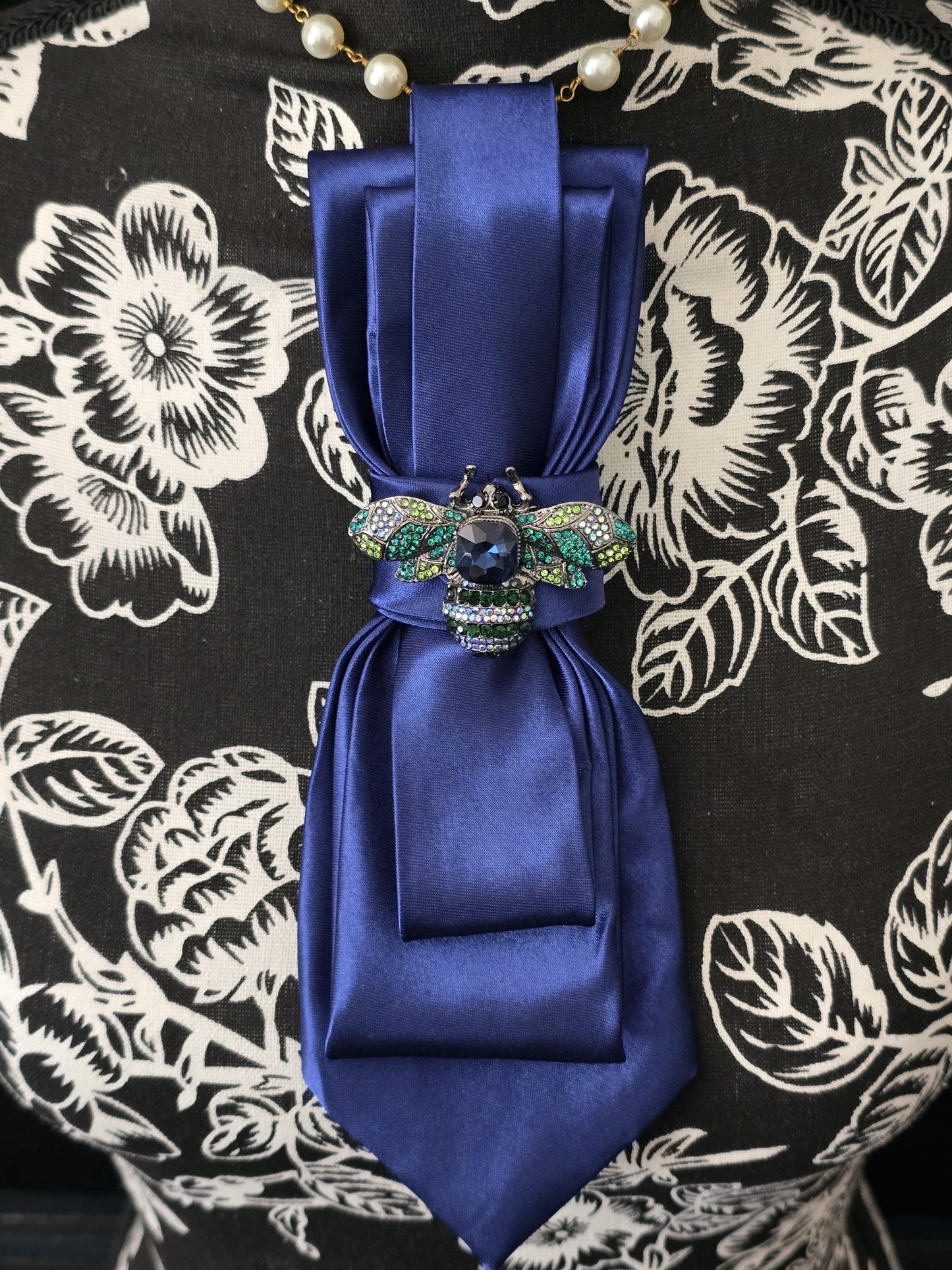 Fearless Ties | Unique Women’s Neckties, Tie Necklaces & Brooch Neckwear