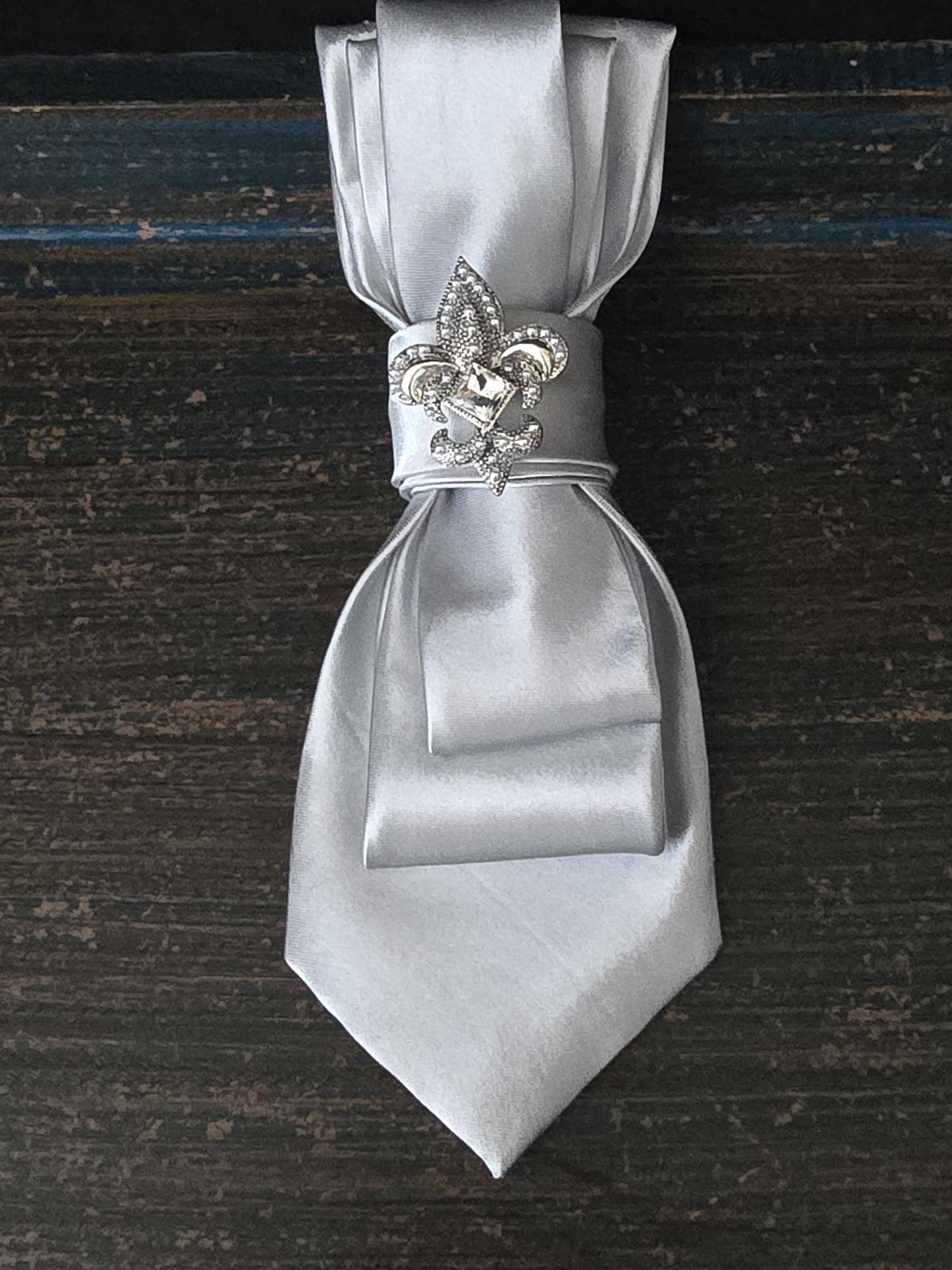 Fearless Ties | Unique Women’s Neckties, Tie Necklace Neckwear| Silver Satin Necktie Necklace