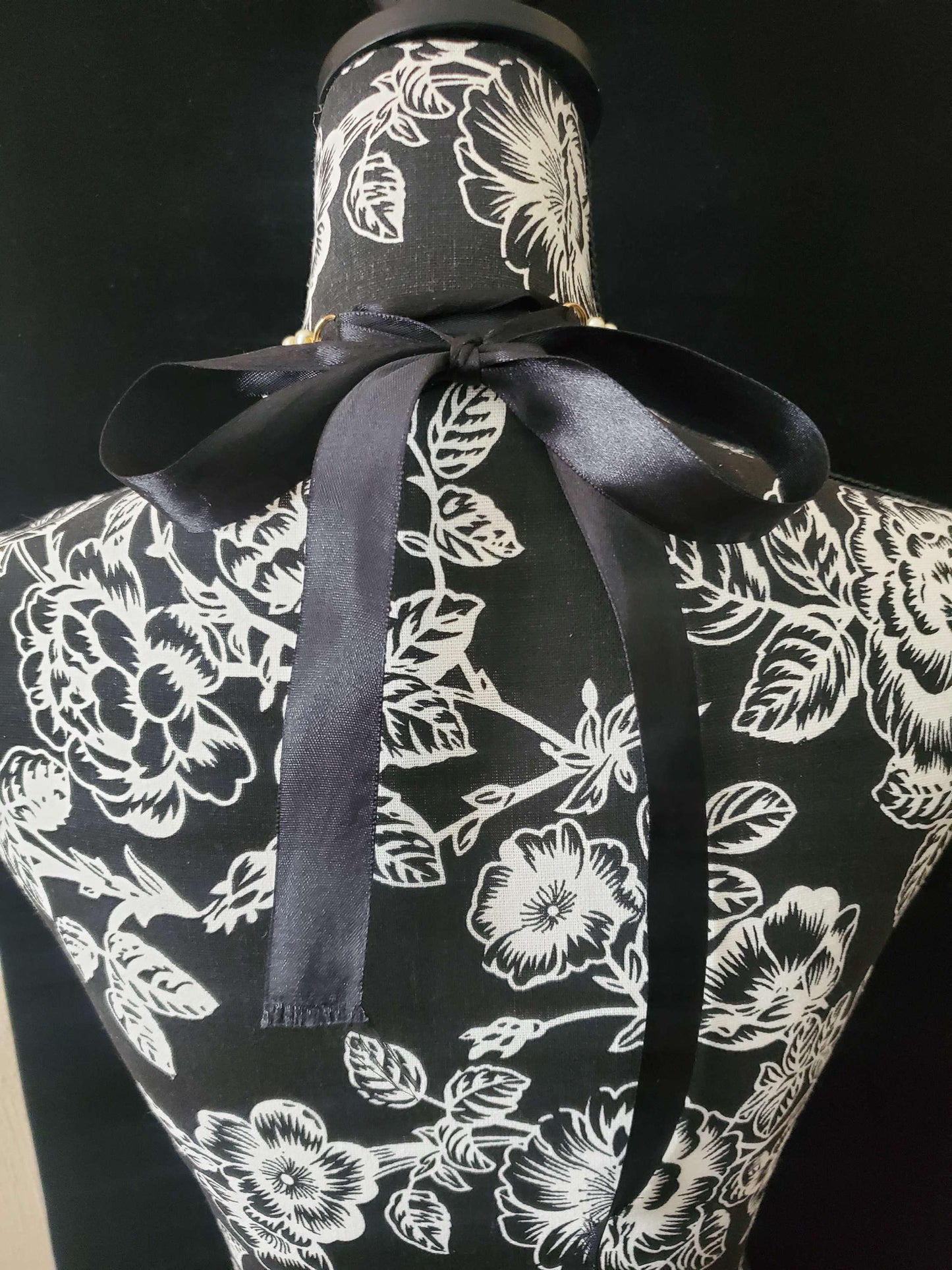 Black Paisley Women's Tie- Butterfly Brooch Necklace - Brooch Necktie - Stylish Neckwear For Women
