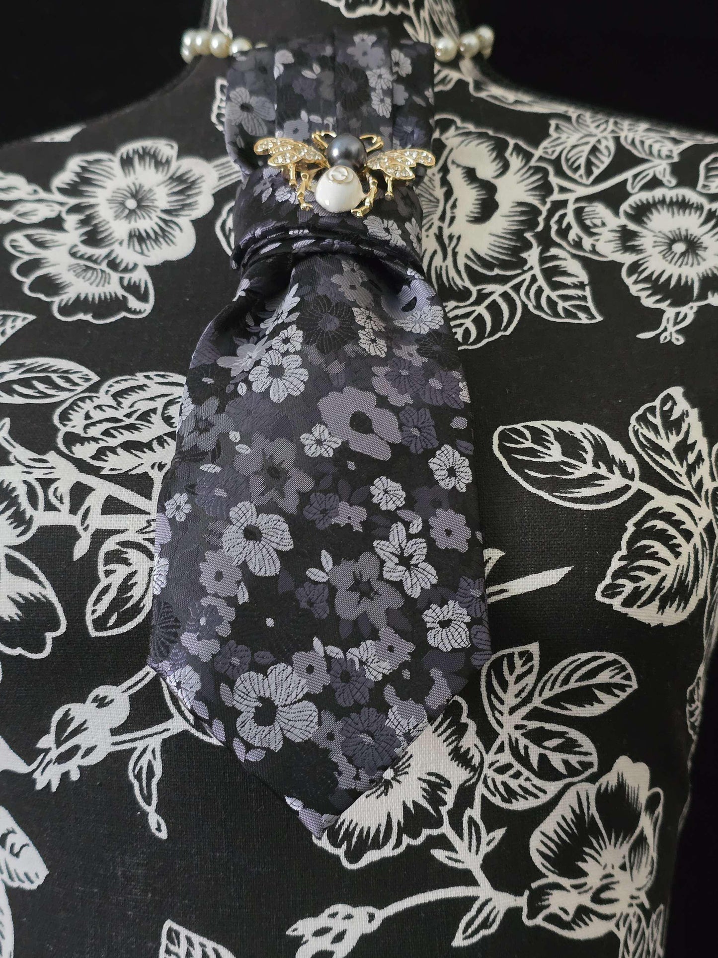 Floral Silk Tie Necklace: Handmade Women's Neckwear with Bumble Bee Brooch