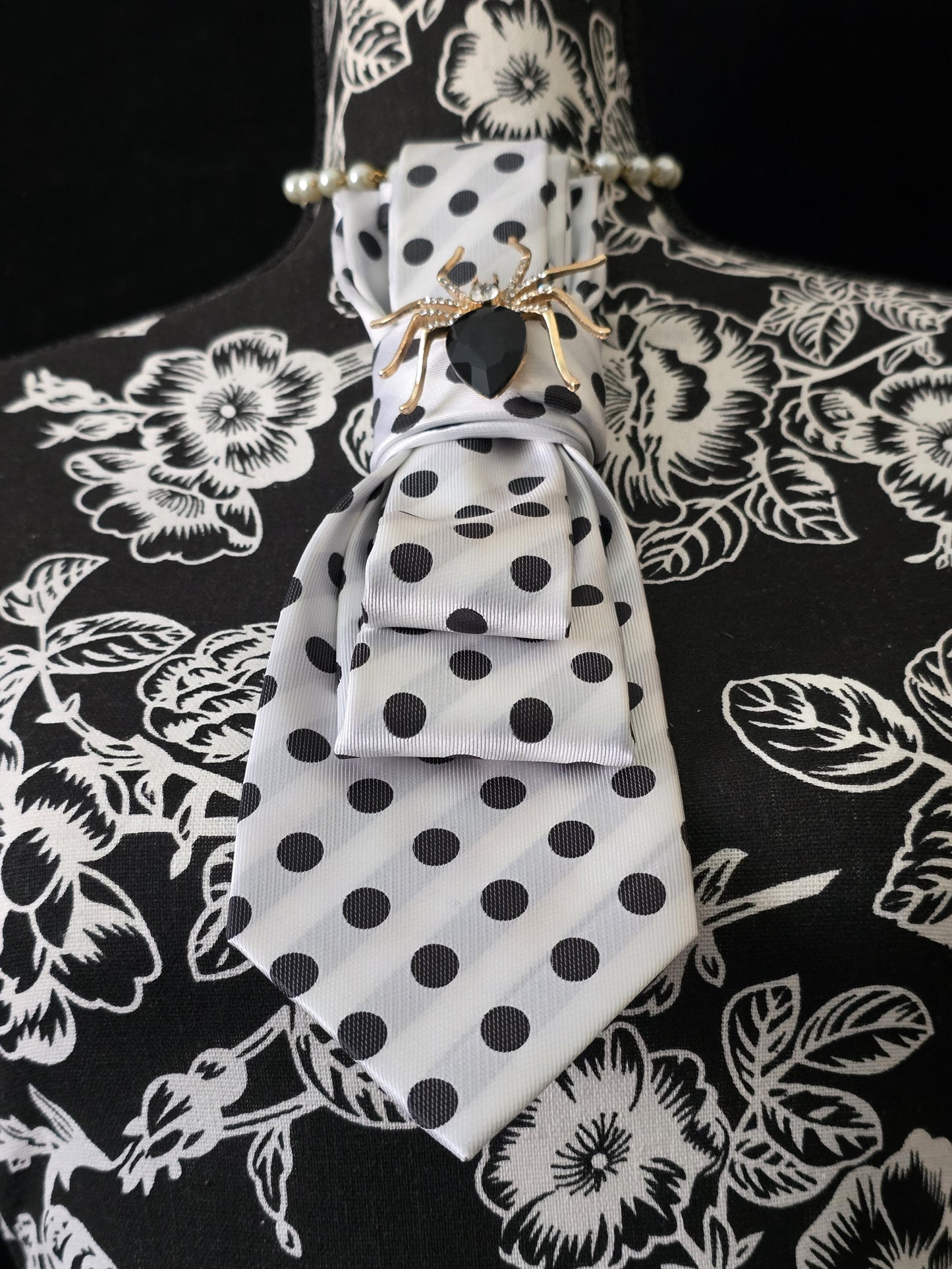 Polka Dot Tie Necklace: Rhinestone Spider Brooch, Pearl Accent