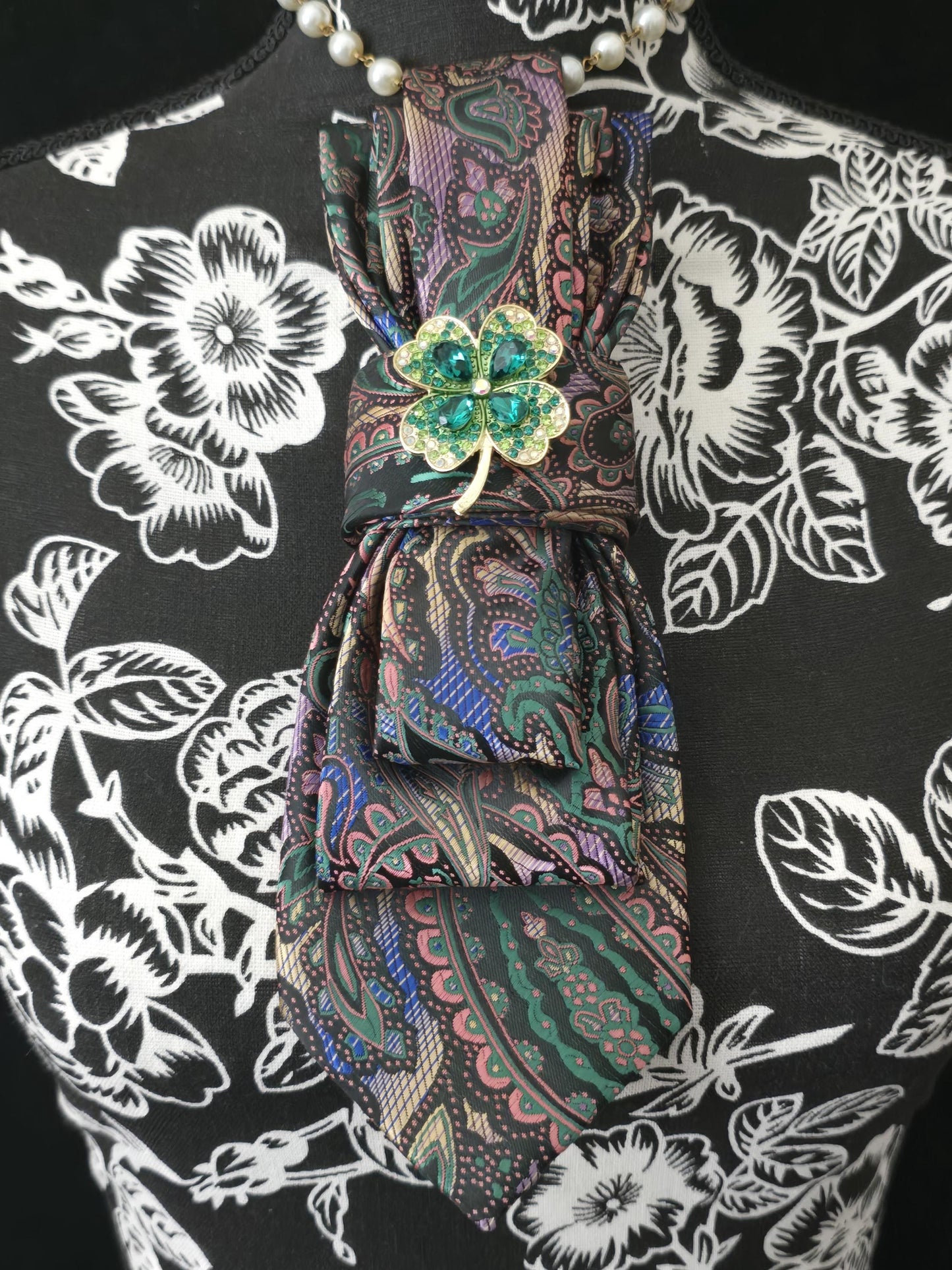 Simply Elegant Green Multi-Color Paisley Women's Necktie Necklace - Brooch Necktie - Stylish Neckwear For Women