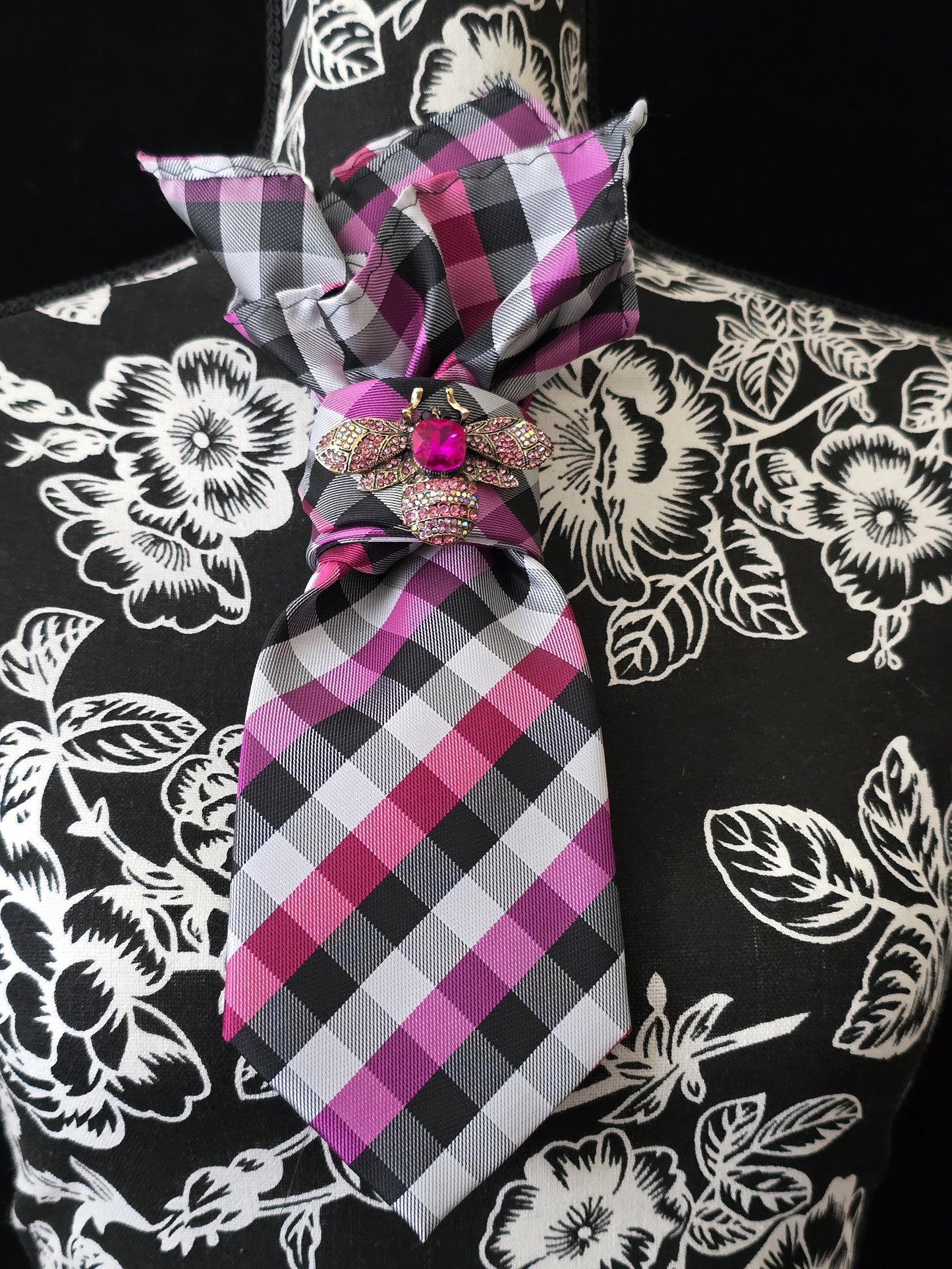 Pink and Black Plaid Women's Tie- Bumble Bee Brooch Necklace - Handcrafted Statement Jewelry - Brooch Necktie - Stylish Neckwear For Women