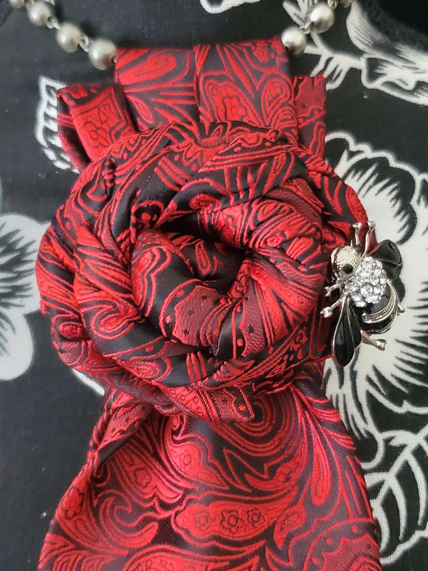 Simply Elegant Red and Black Paisley Women's Necktie Necklace