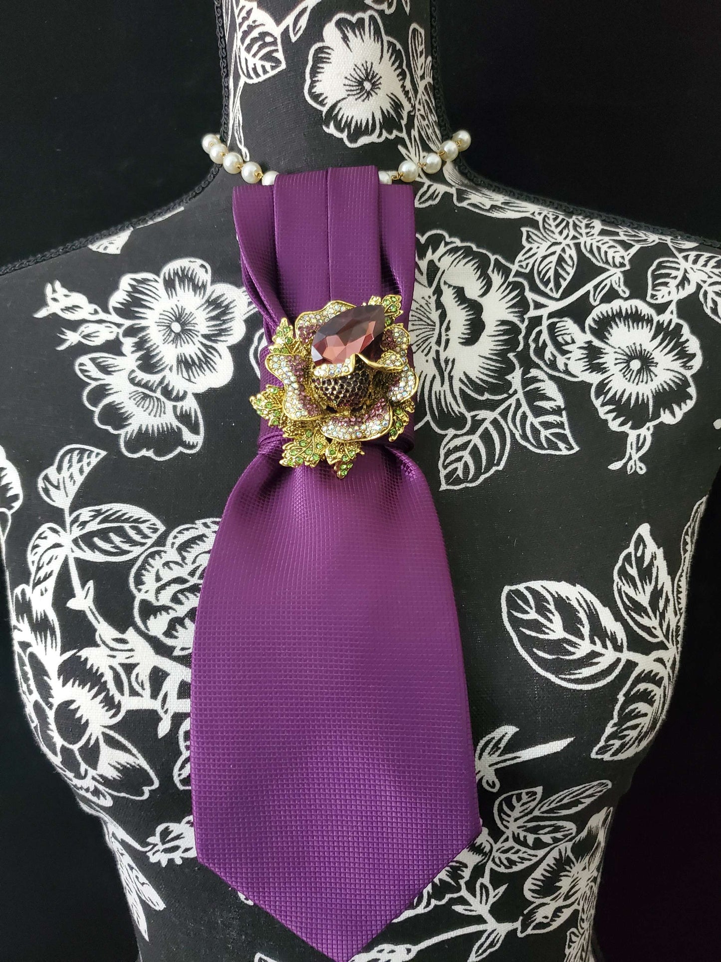 Crystal Flower Brooch- Purple Women's Necktie Necklace