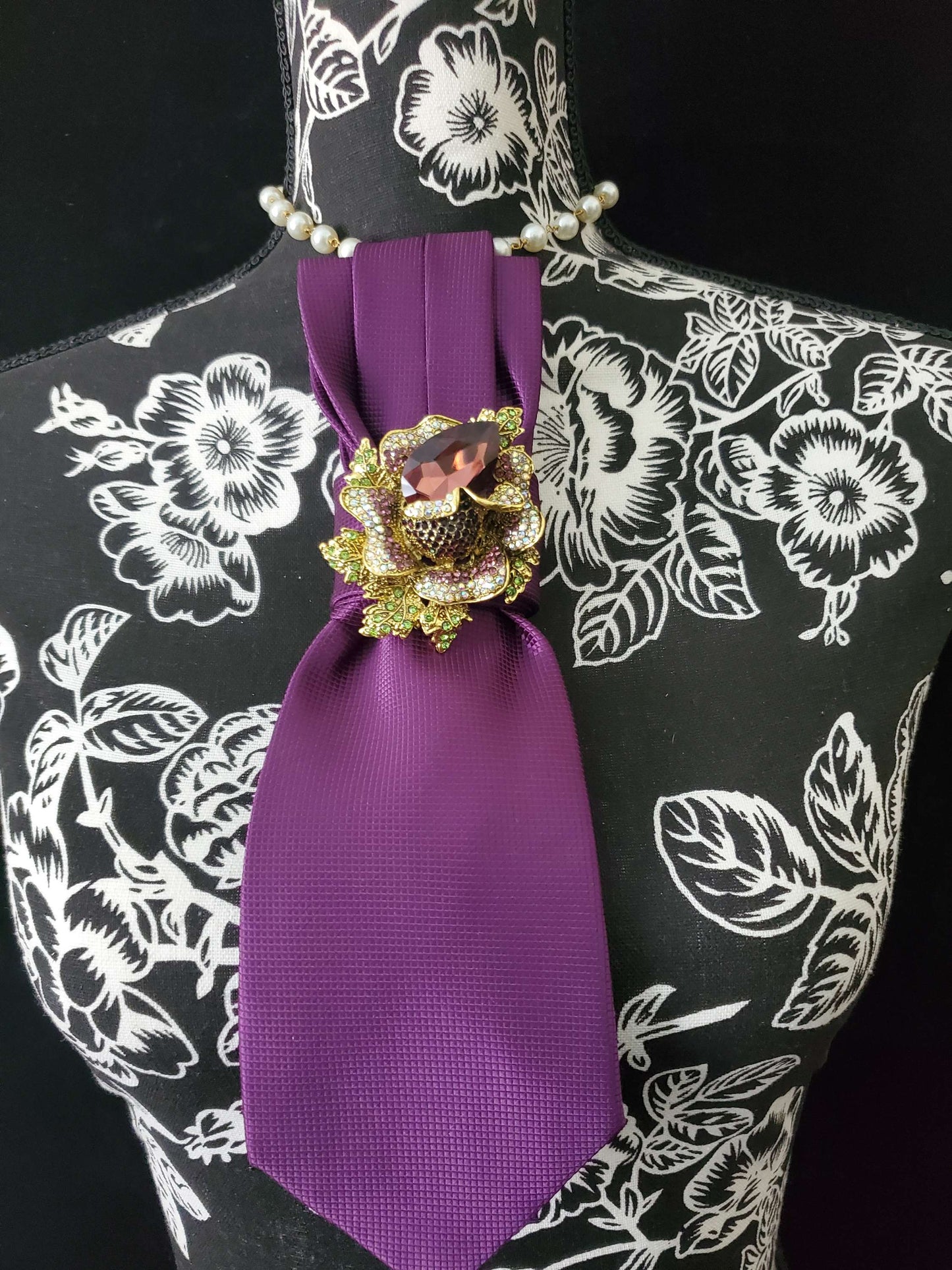 Crystal Flower Brooch- Purple Women's Necktie Necklace