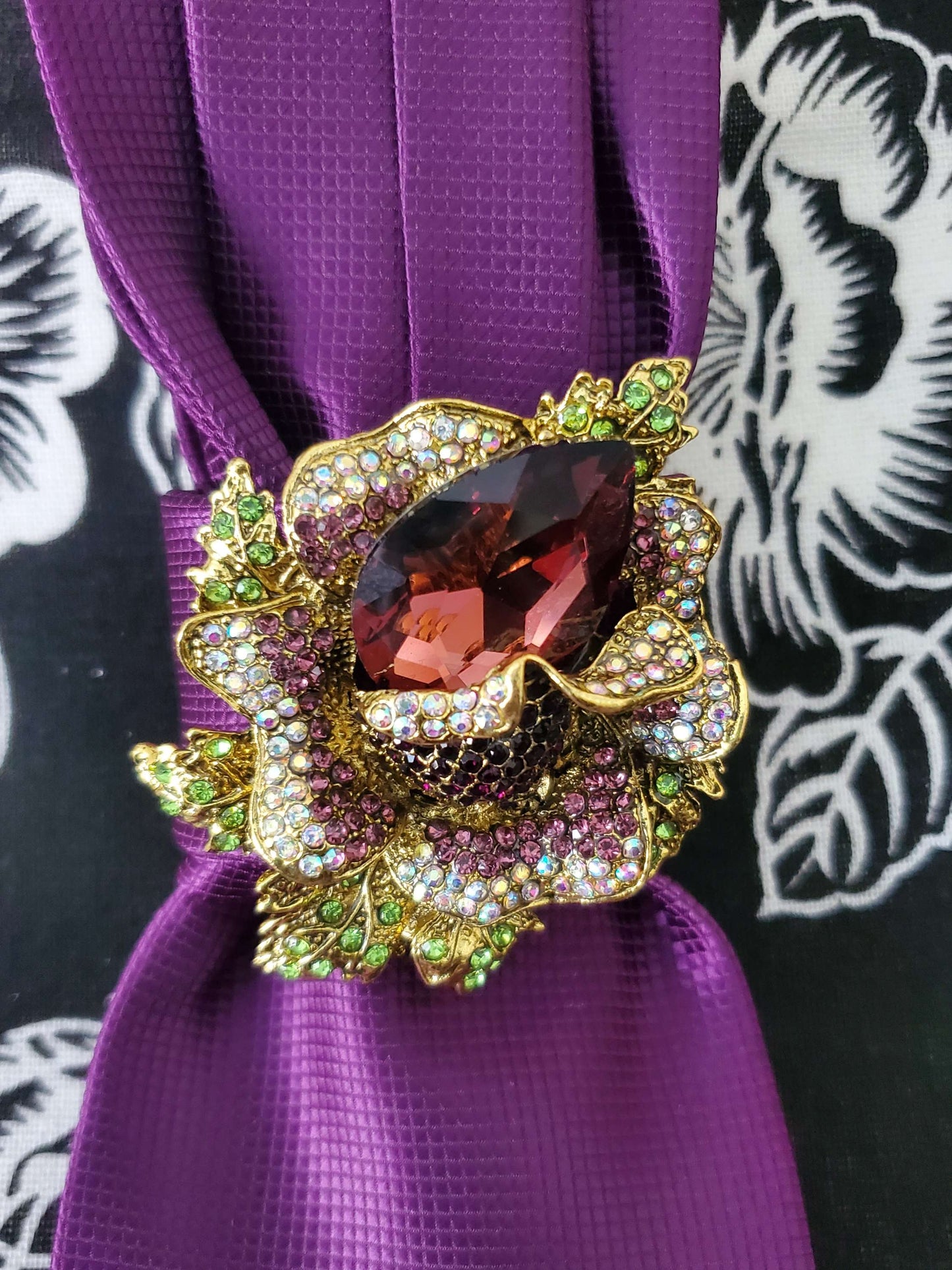 Crystal Flower Brooch- Purple Women's Necktie Necklace