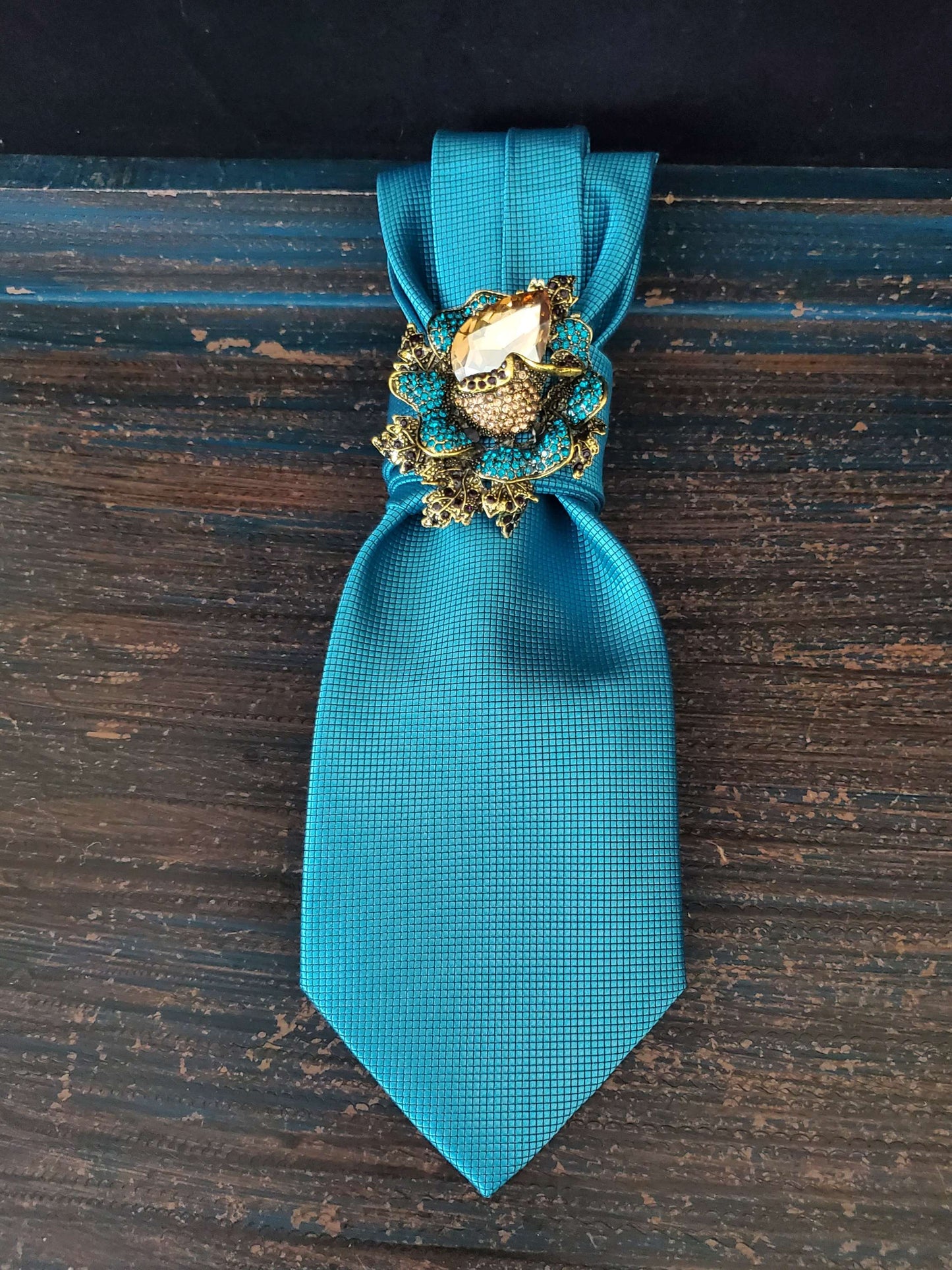 Crystal Flower Brooch- Teal Women's Necktie Necklace