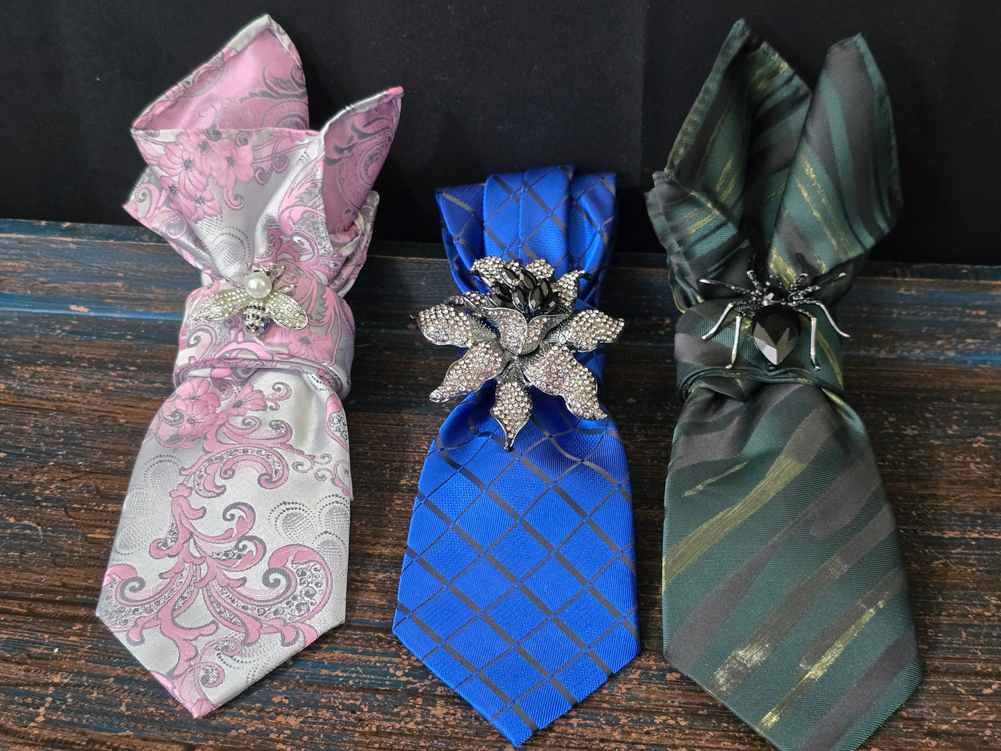 Simply Elegant Camo Colored Stripe Women's Necktie Necklace- Brooch Necktie - Stylish Neckwear For Women