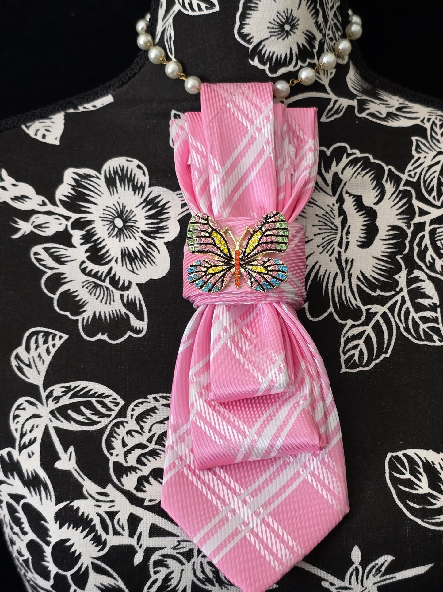 Pink and White Women's Necktie Necklace -  Brooch Necktie - Stylish Neckwear For Women