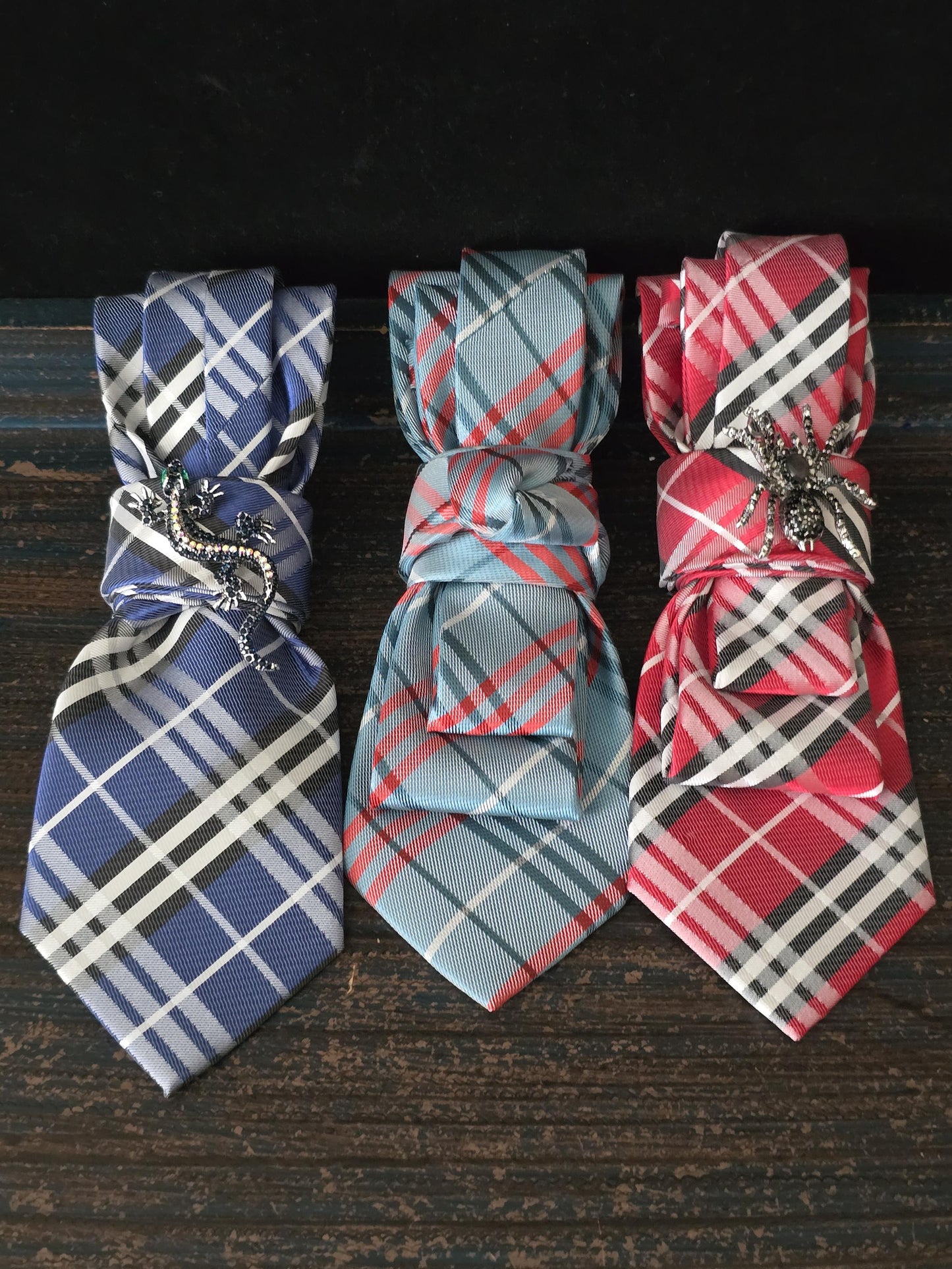 Stylish Black and Red Plaid Women's Necktie Necklace - Brooch Necktie - Stylish Neckwear For Women