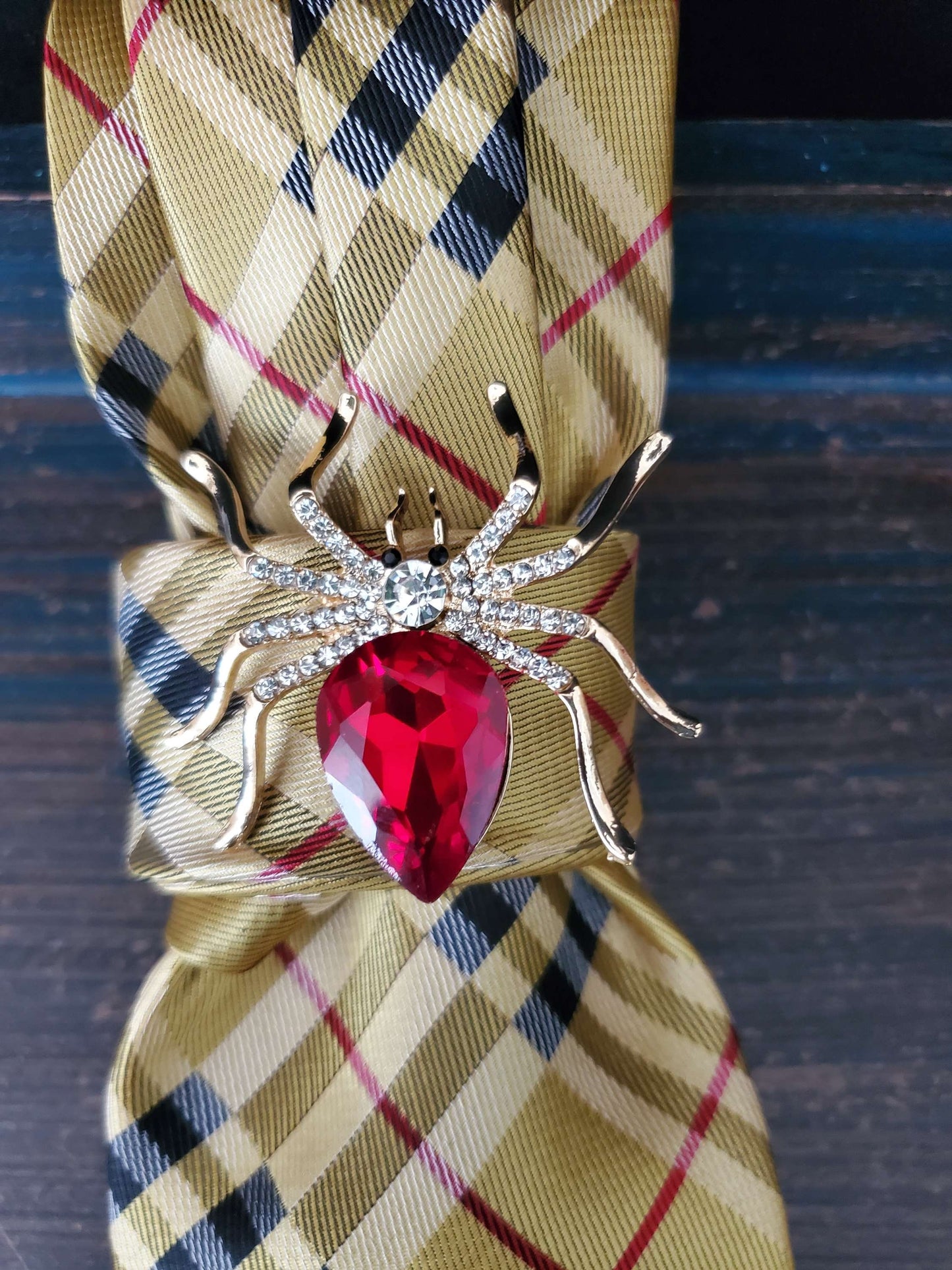 Spider Brooch Necklace- Gold Plaid Women's Necktie Necklace