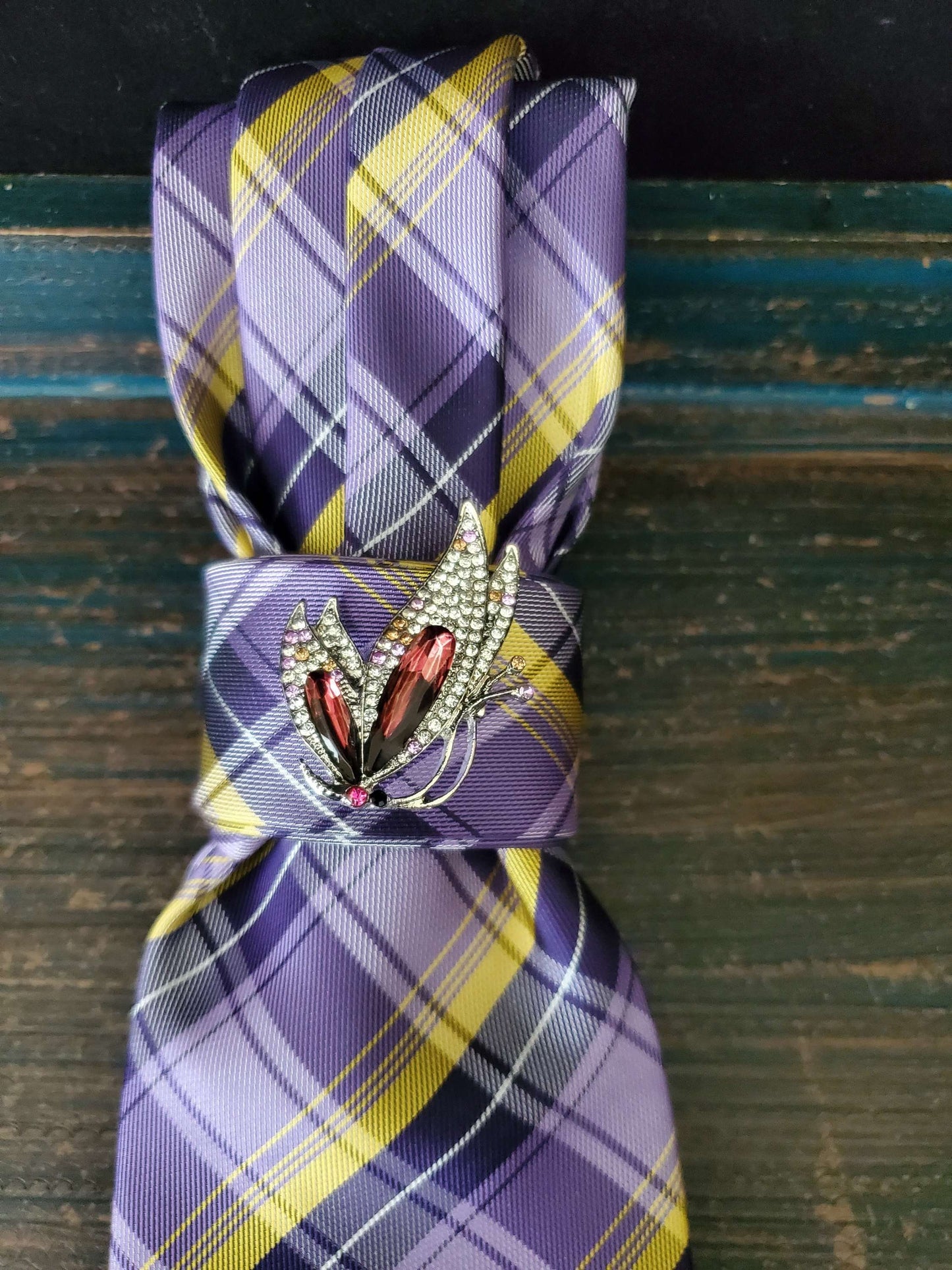 Simply Elegant Purple Plaid Women's Necktie Necklace