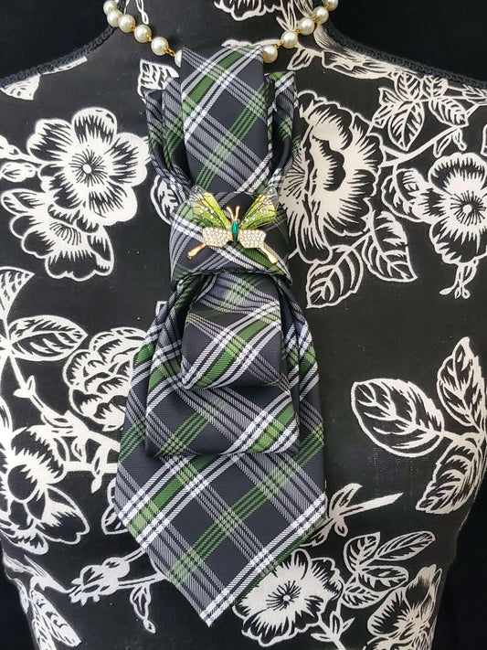 Stylish Black and Green Plaid Women's Necktie Necklace - Fashion Ties for Women  -  Stylish Neckwear For Women