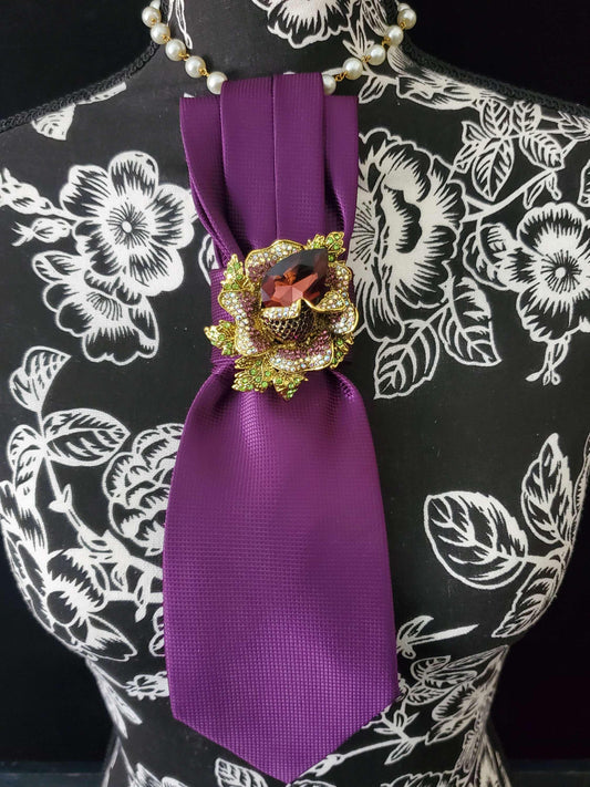 Purple Crystal Flower Brooch Necktie: Handcrafted Women's Jewelry