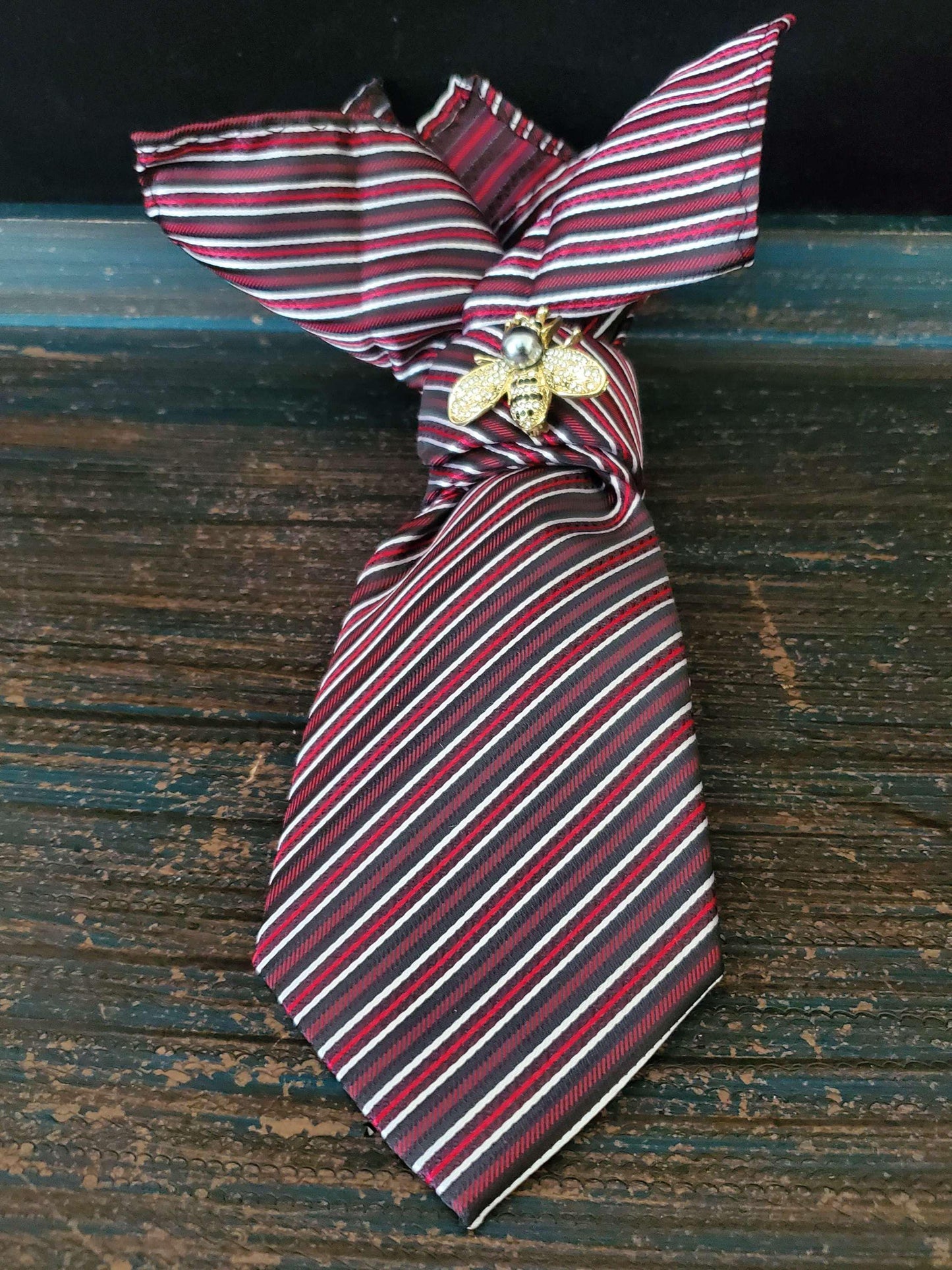 Stylish Black and Red Stripe Women's Necktie Necklace - Bumble Bee Brooch Necklace - Brooch Necktie - Stylish Neckwear For Women