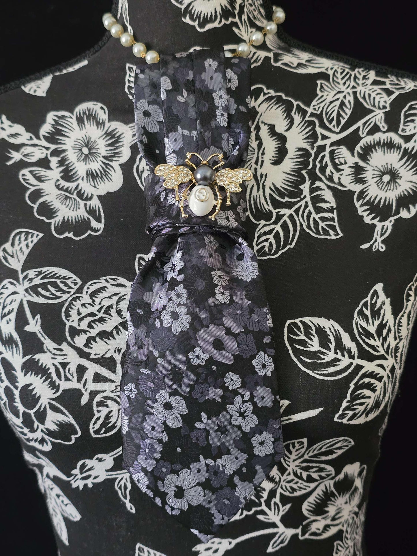 Floral Silk Tie Necklace: Handmade Women's Neckwear with Bumble Bee Brooch