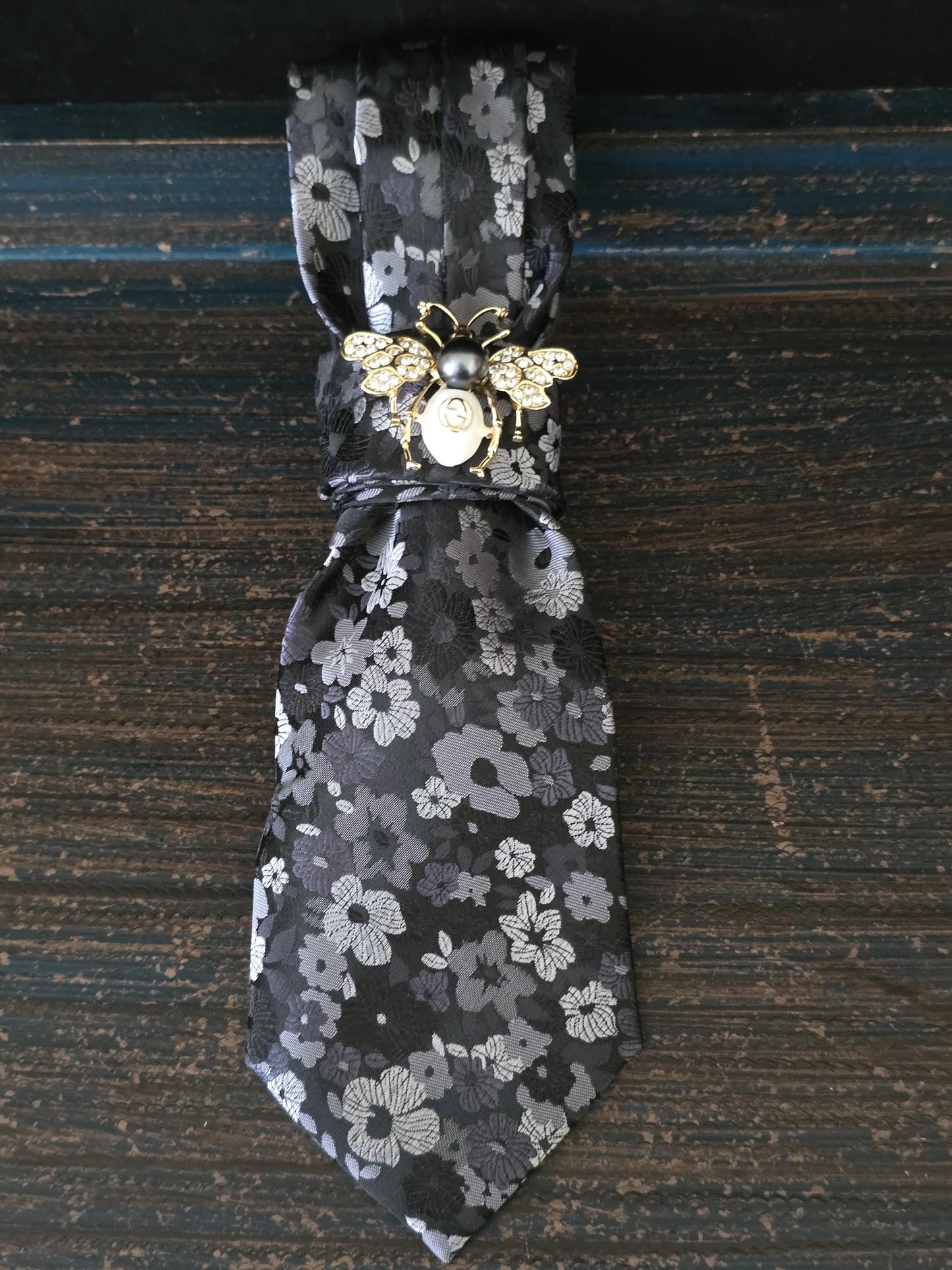Floral Silk Tie Necklace: Handmade Women's Neckwear with Bumble Bee Brooch