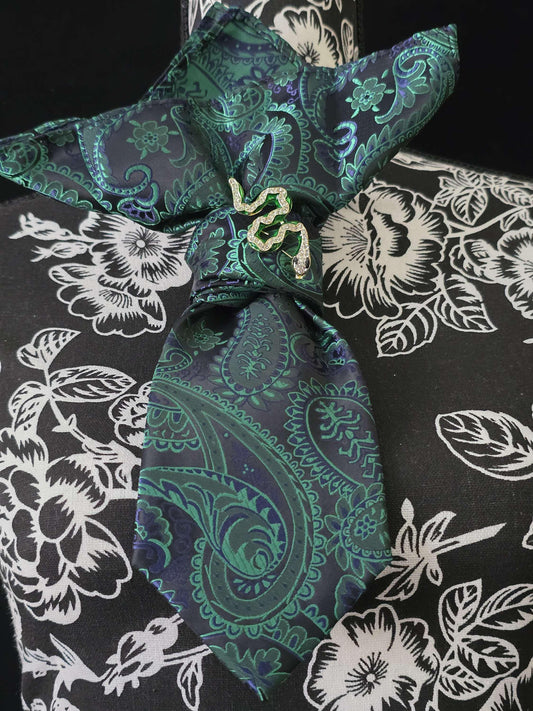 Stylish Green/Blue Paisley Women’s Necktie Necklace - Fashion Ties For Women  - Brooch Necktie - Stylish Neckwear For Women