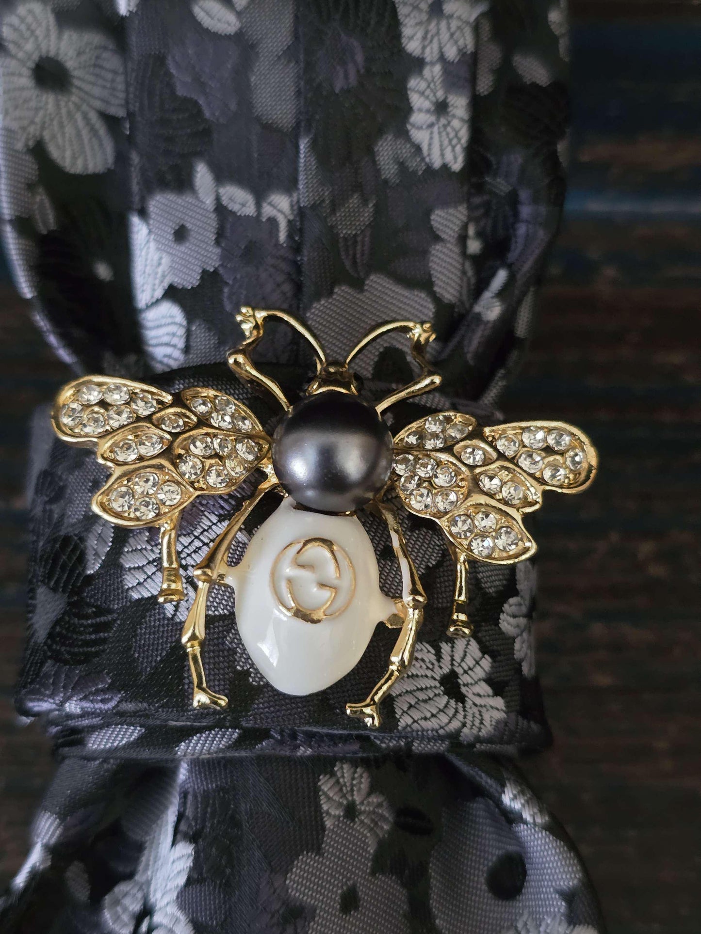 Floral Silk Tie Necklace: Handmade Women's Neckwear with Bumble Bee Brooch