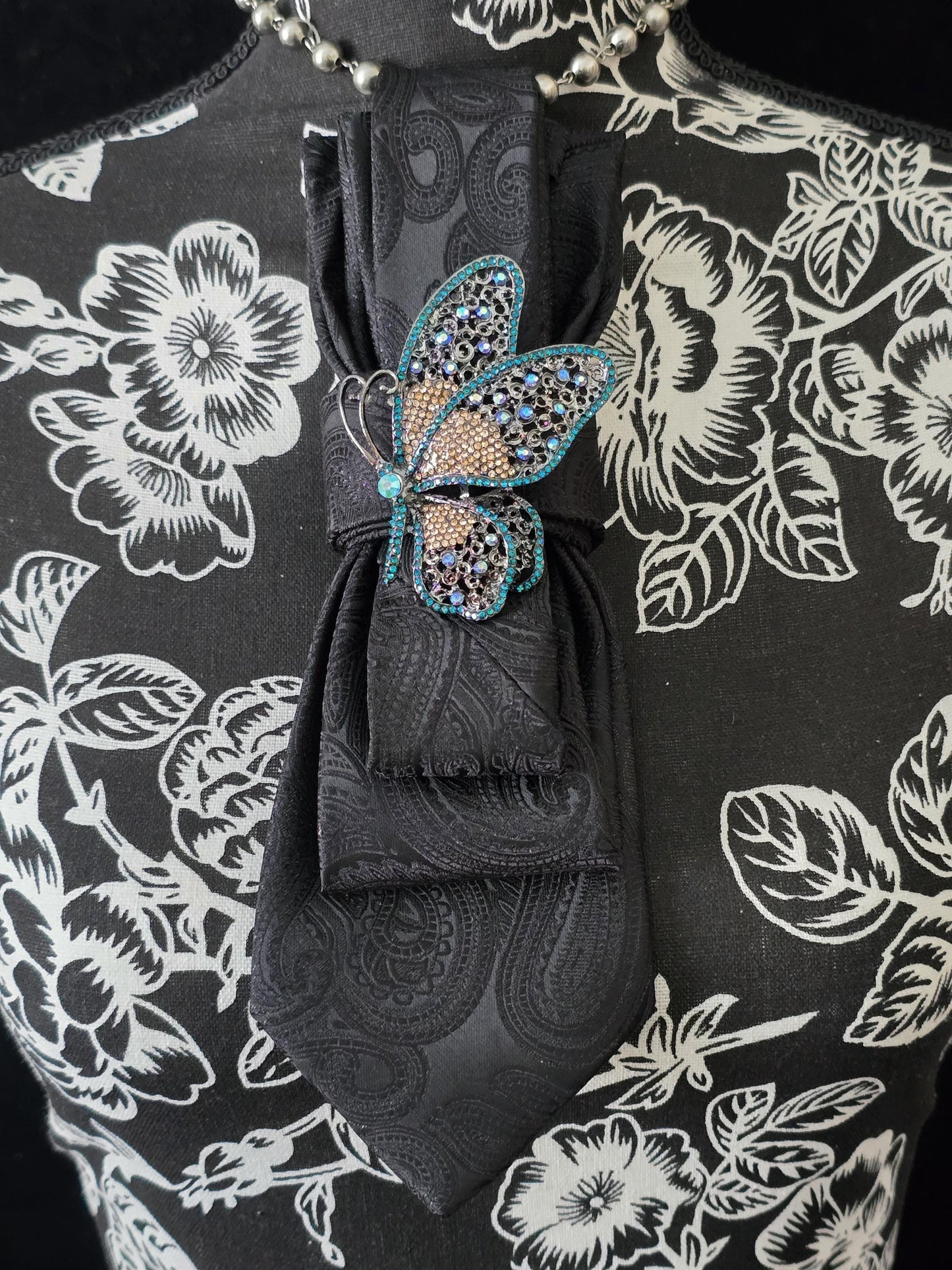 Black Paisley Tie Necklace: Rhinestone Butterfly Brooch, Women's Neckwear