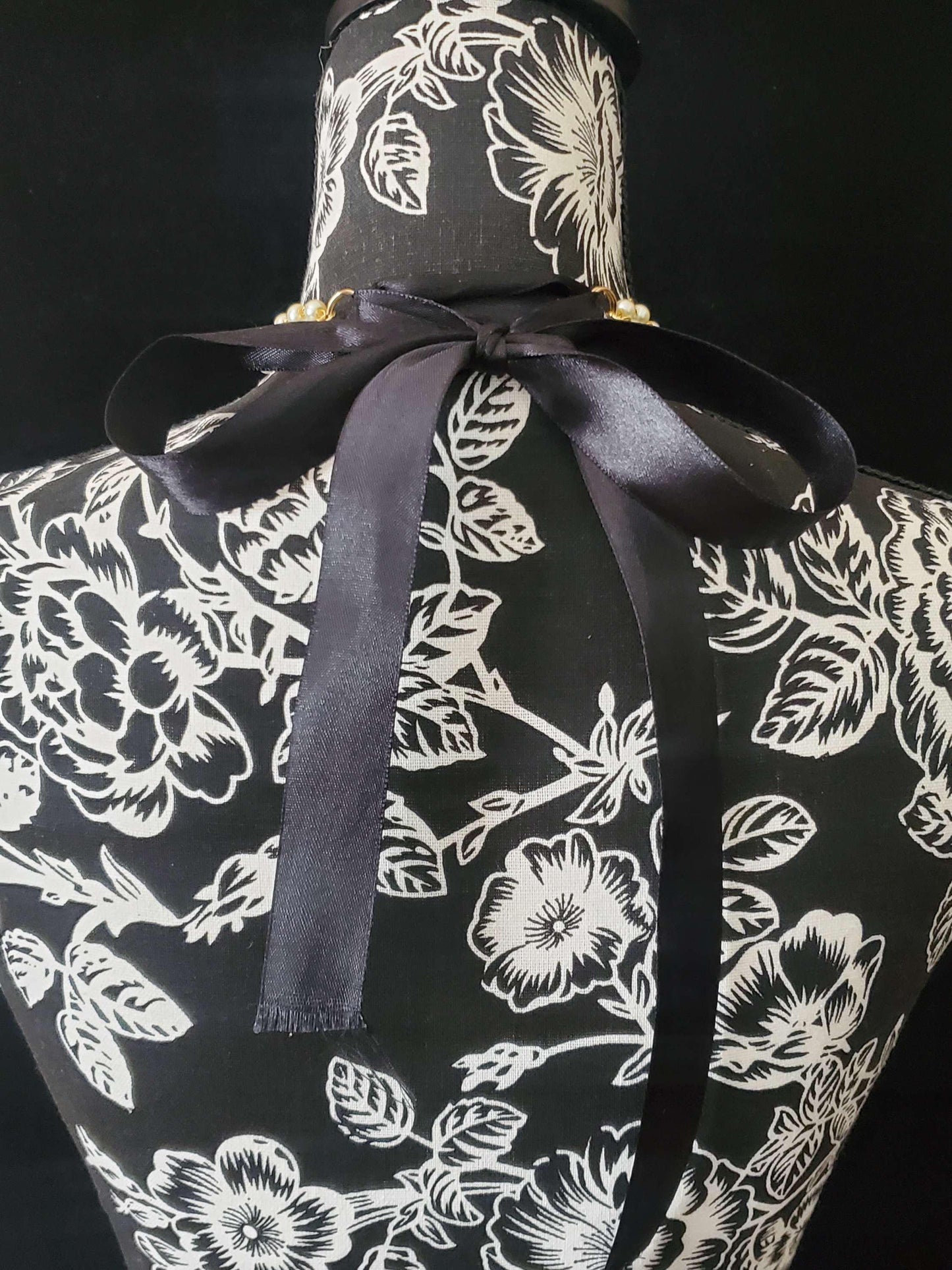 Simply Stylish Black and White Polka Dot Women Tie- Red Spider Brooch Necklace  - Stylish Neckwear For Women