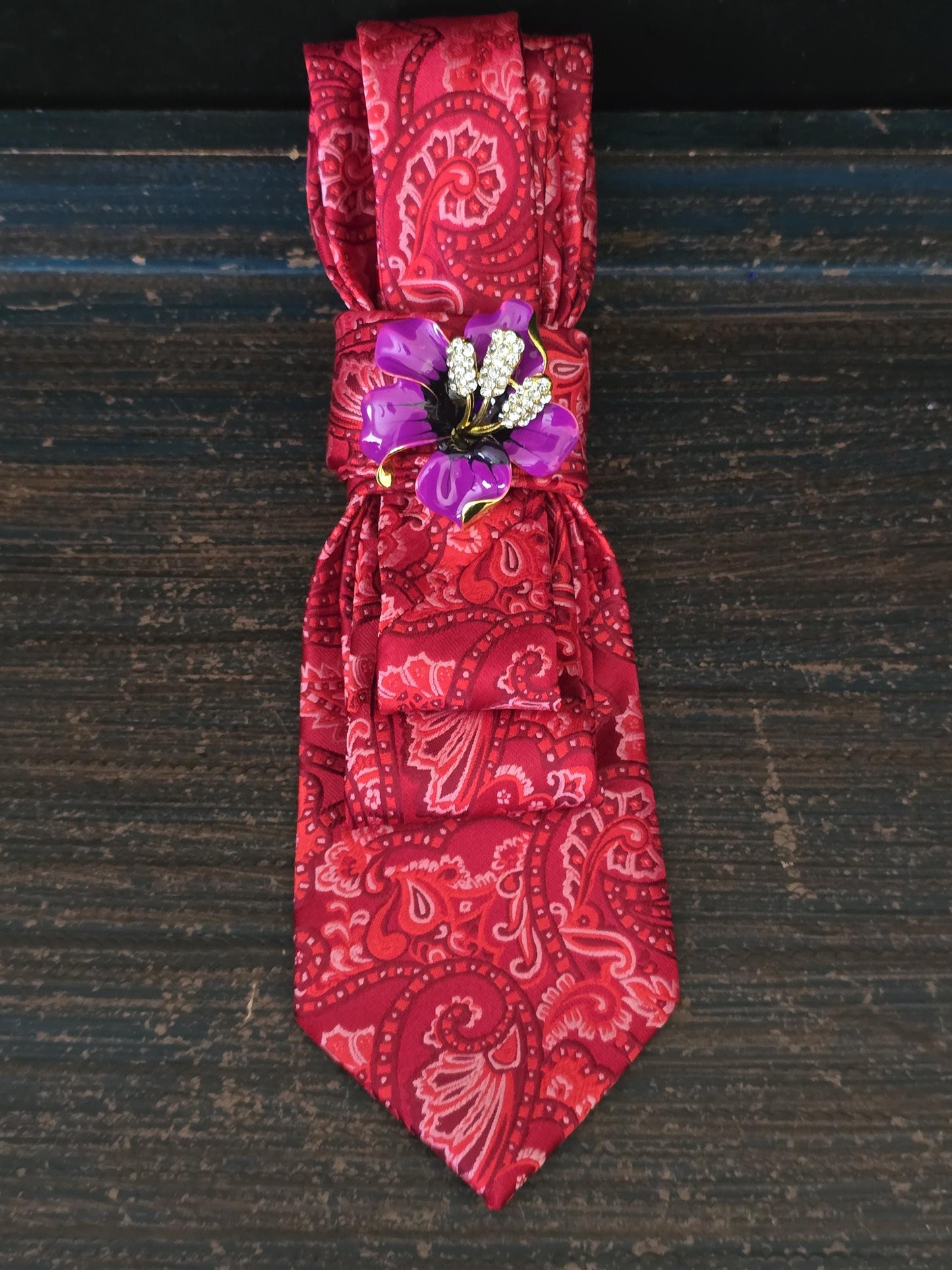 Red Paisley Necktie Necklace: African Violet Brooch, Women's Stylish Neckwear