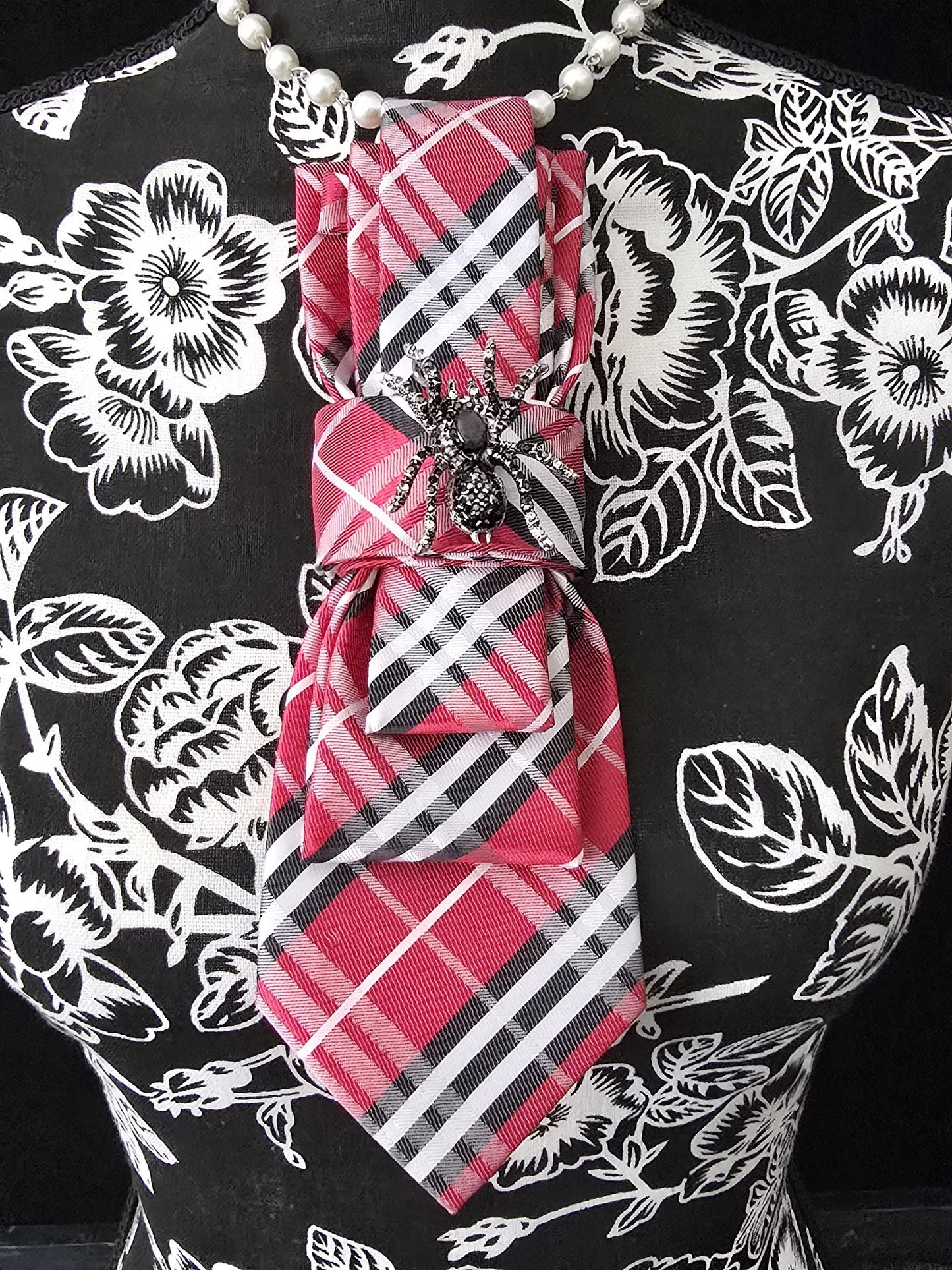 Stylish Black and Red Plaid Women's Necktie Necklace - Handcrafted Jewelry - Brooch Necktie - Stylish Neckwear For Women