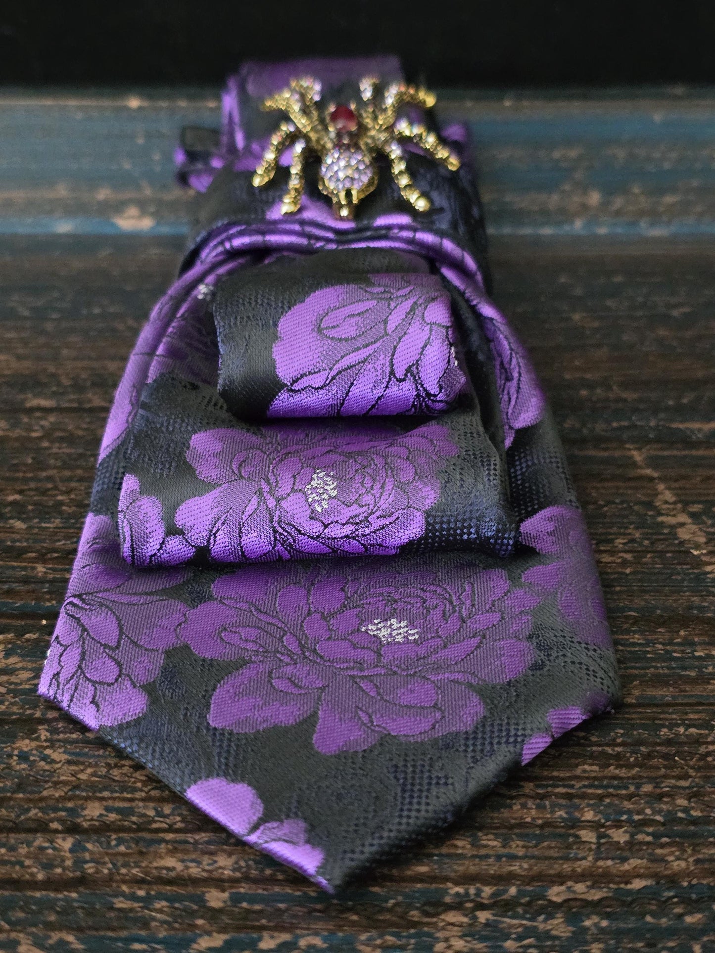 Purple Floral Tie Necklace: Rhinestone Spider Brooch, Rosary Chain