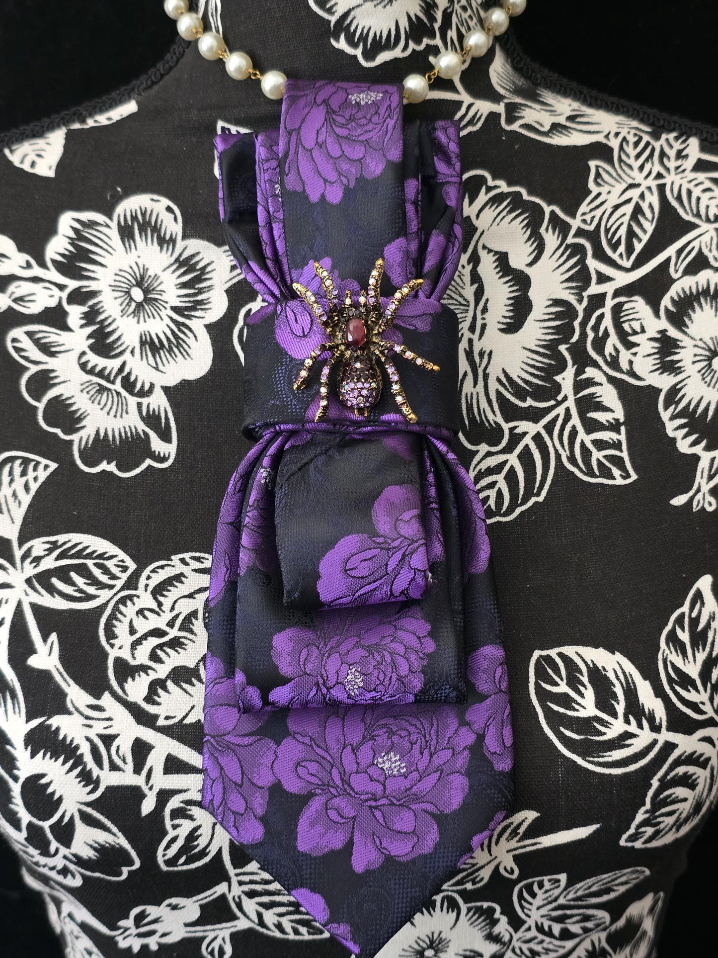 Purple Floral Tie Necklace: Rhinestone Spider Brooch, Rosary Chain