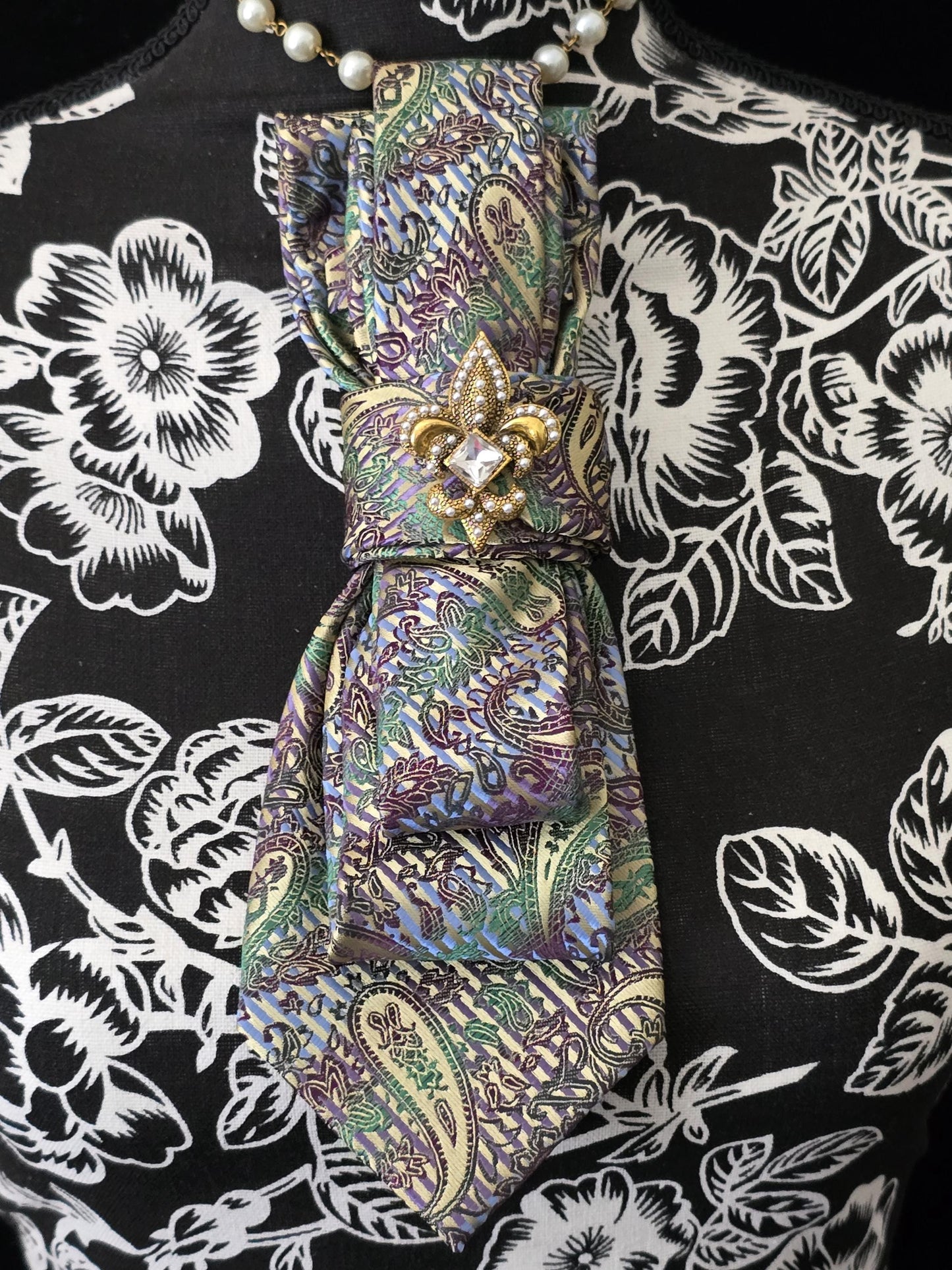 Paisley Silk Necktie Necklace: Fleur-de-lis Brooch, Adjustable Chain