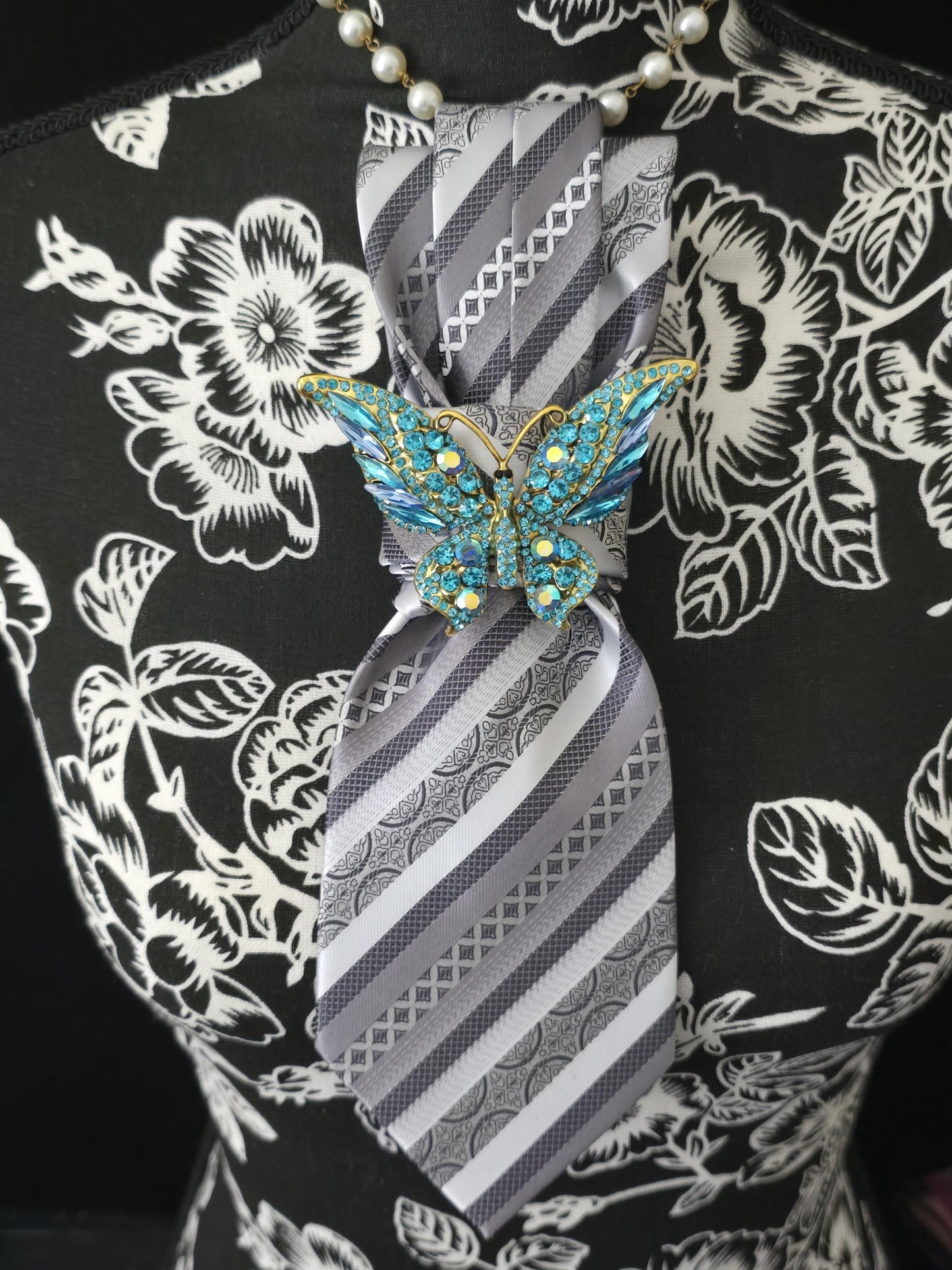 Gray Stripe Necktie Necklace: Gray Silk, Rhinestone Butterfly Brooch