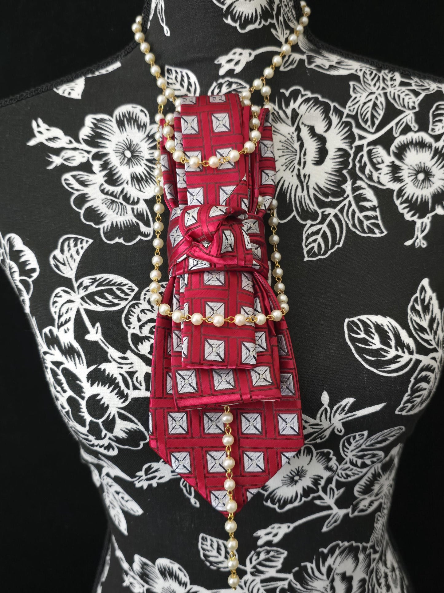 Simply Elegant Red and White Women's Necktie Necklace - Handcrafted Statement Jewelry - Brooch Necktie For Women