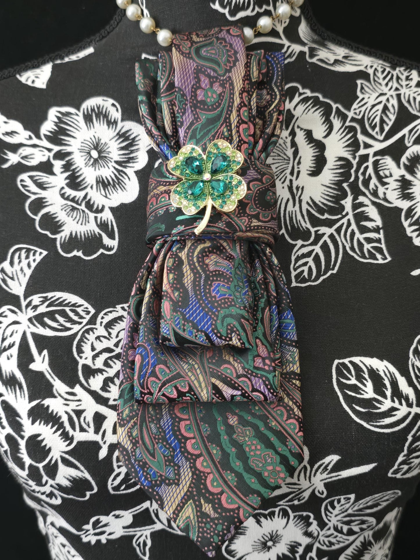 Simply Elegant Green Multi-Color Paisley Women's Necktie Necklace - Brooch Necktie - Stylish Neckwear For Women