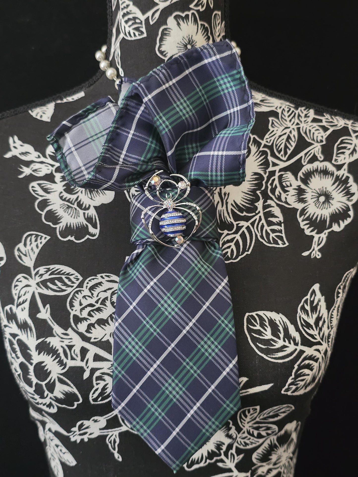 Blue and Green Plaid Necktie Necklace: Silver Spider Brooch, Women's Fashion Tie