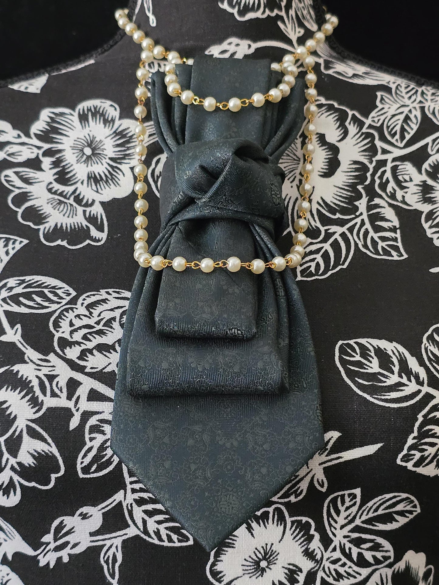 Simple but Elegant Forrest Green Women's Necktie Necklace - Handcrafted Statement Jewelry - Brooch Necktie For Women